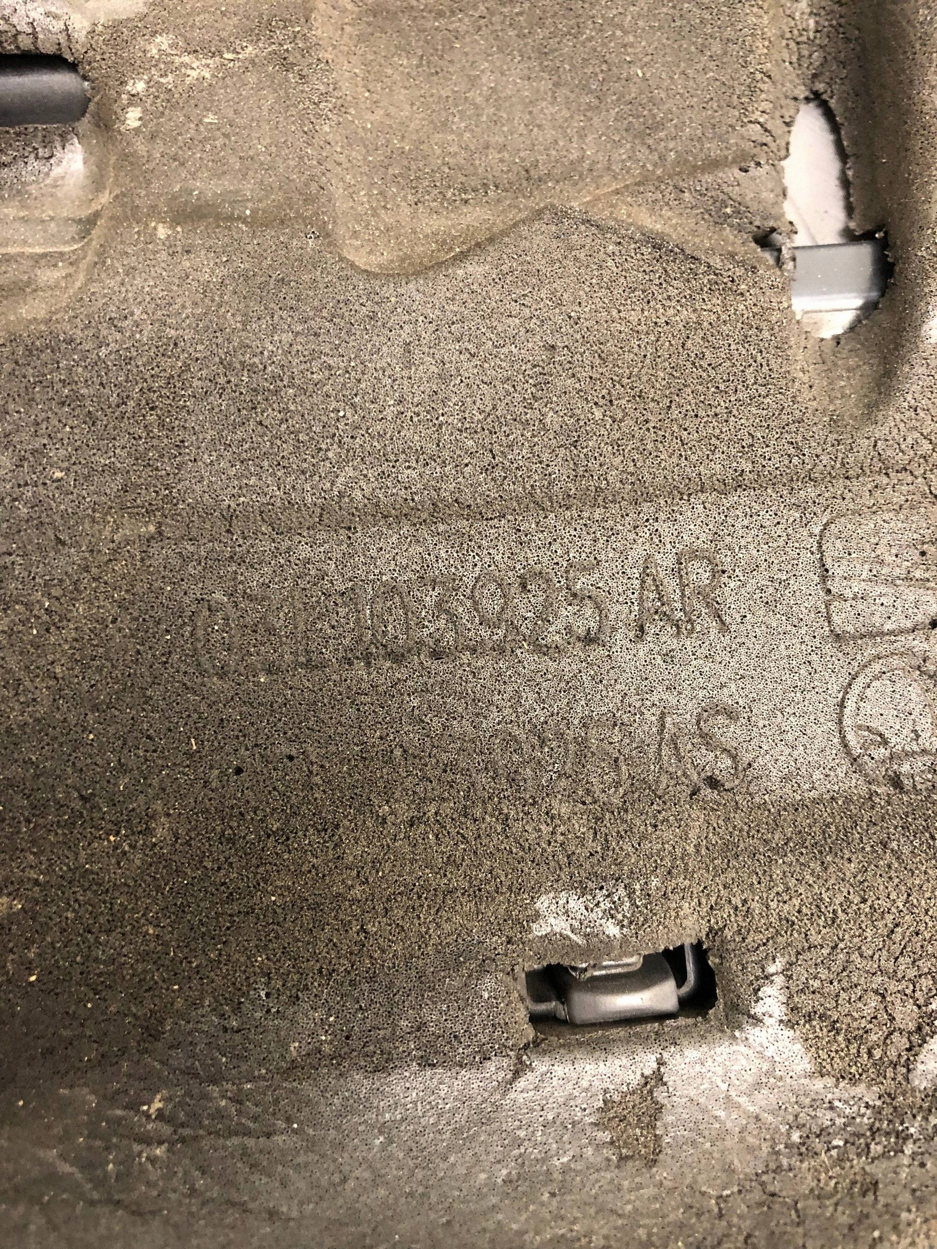 abdeckung motorabdeckung VW GOLF VI KOMBI 03L103925AR