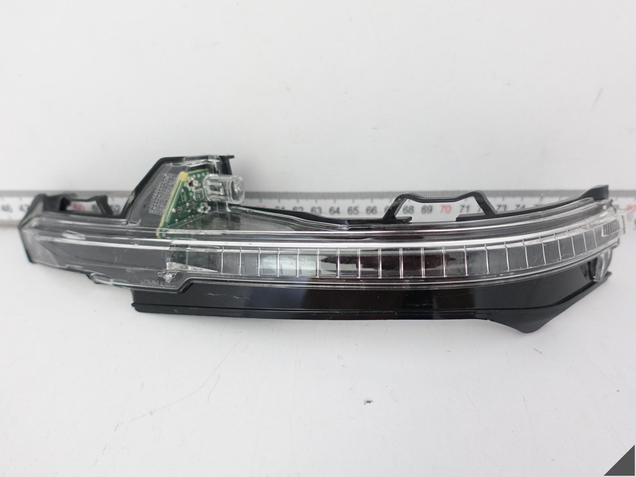 AUDI Q7 SQ7 II 4M0 BENTLEY BENTAYGA 36A indicator LED W mirror left