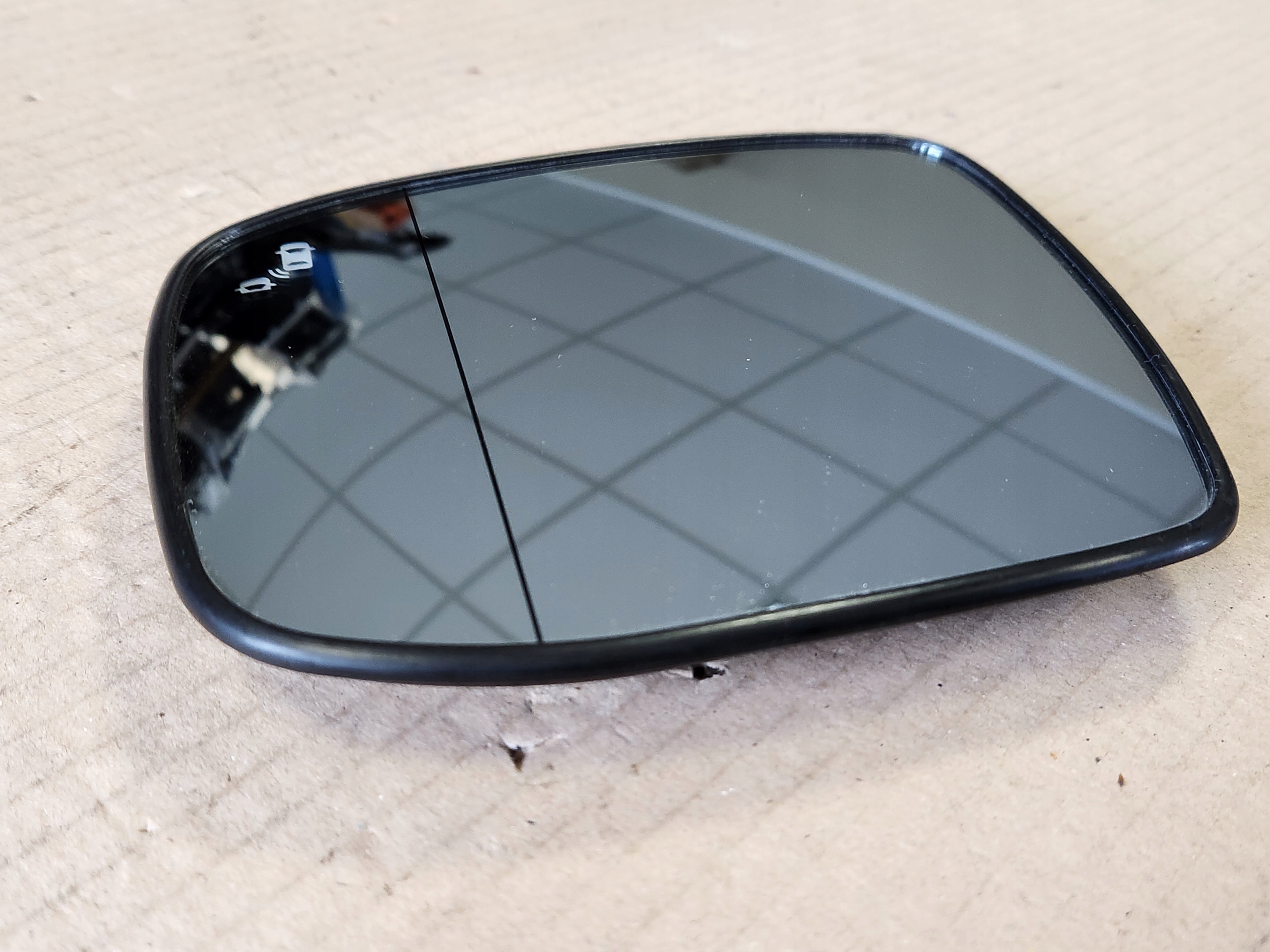 ВКЛАДЫШ ЗЕРКАЛА ЛЕВЫЙ ASYSTENT HONDA JAZZ ПОДХОДИТ GR 2020-> НОВИЙ ОРИГИНАЛ