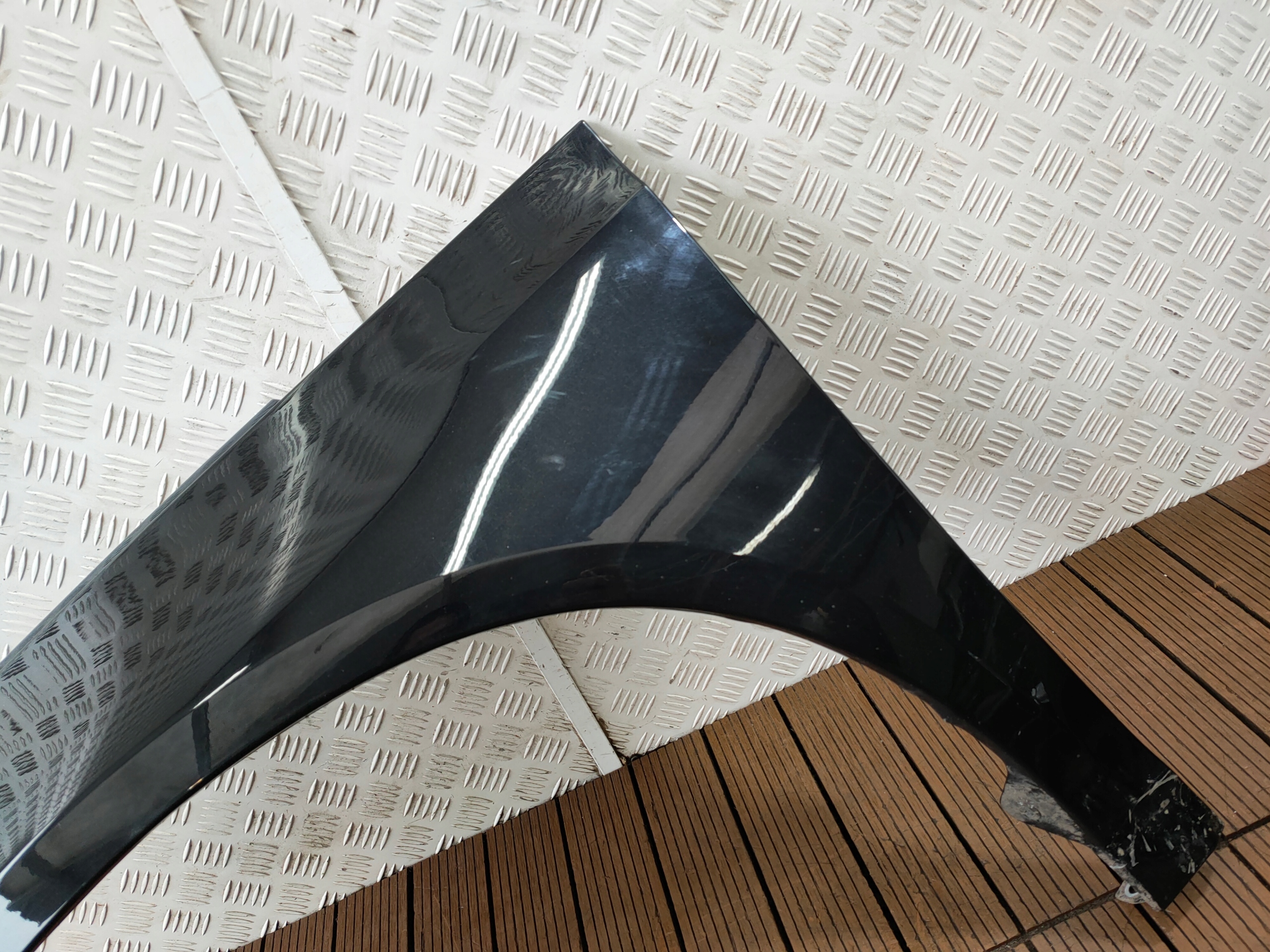 VW SCIROCCO III 08-14 fender front left driver´s colour LC9X