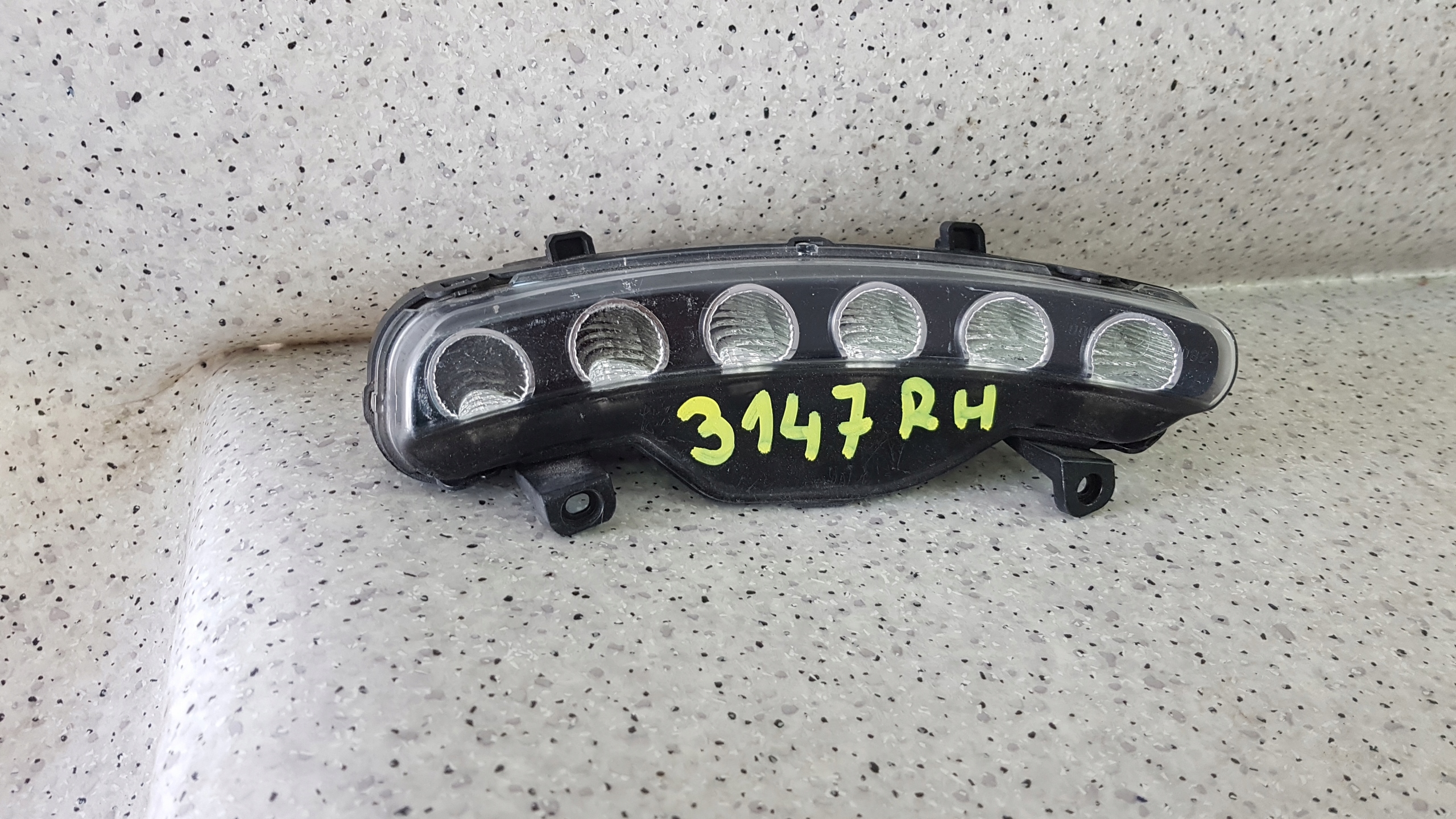 CITROEN DS3 DS 3 2010 - rechts Nebelscheinwerfer LED DRL 3147