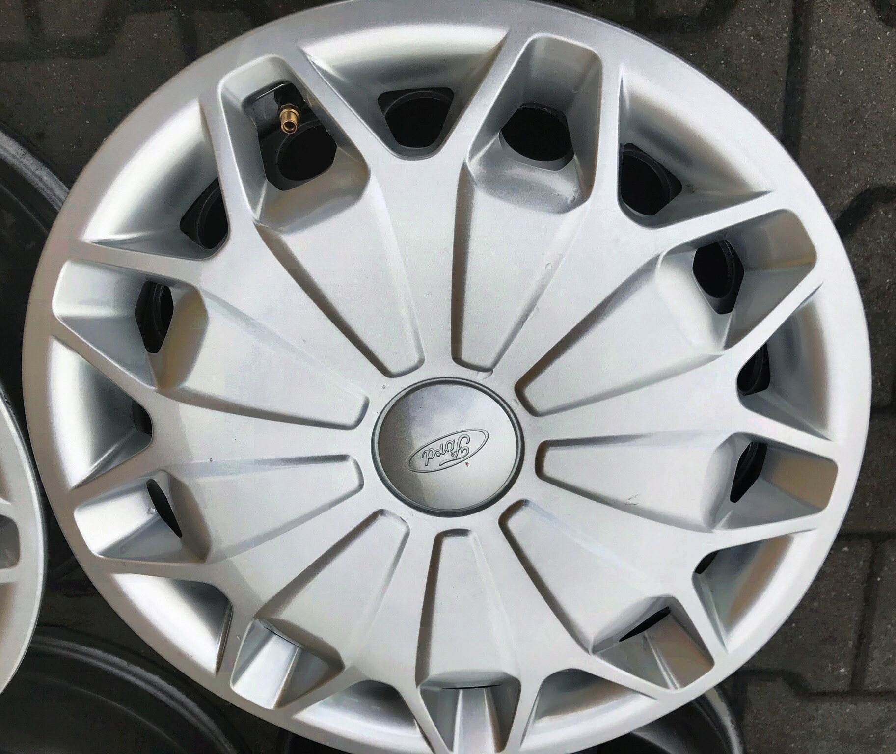 Felgi FORD Transit + KOŁPAK + CZUJNIK TPMS