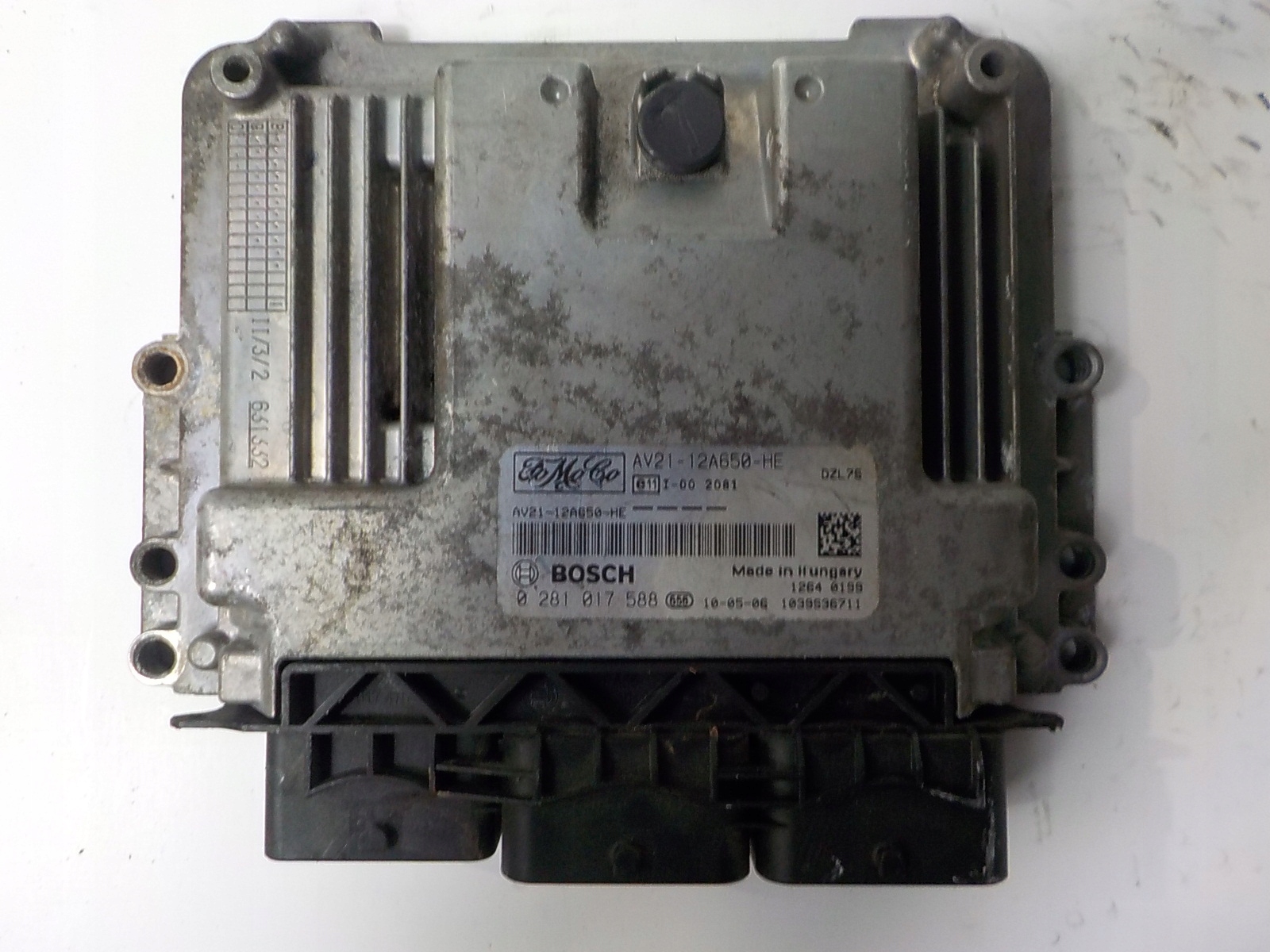 FORD FIESTA computer control unit AV21-12A650-HE 0281017588