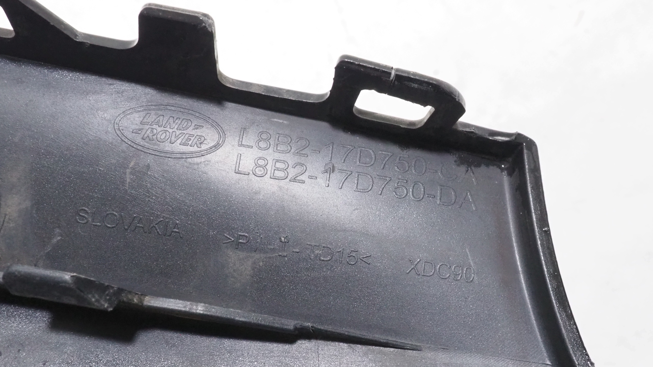 Land Rover Defender II corner of a bumper left front L8B2-17D750-CA