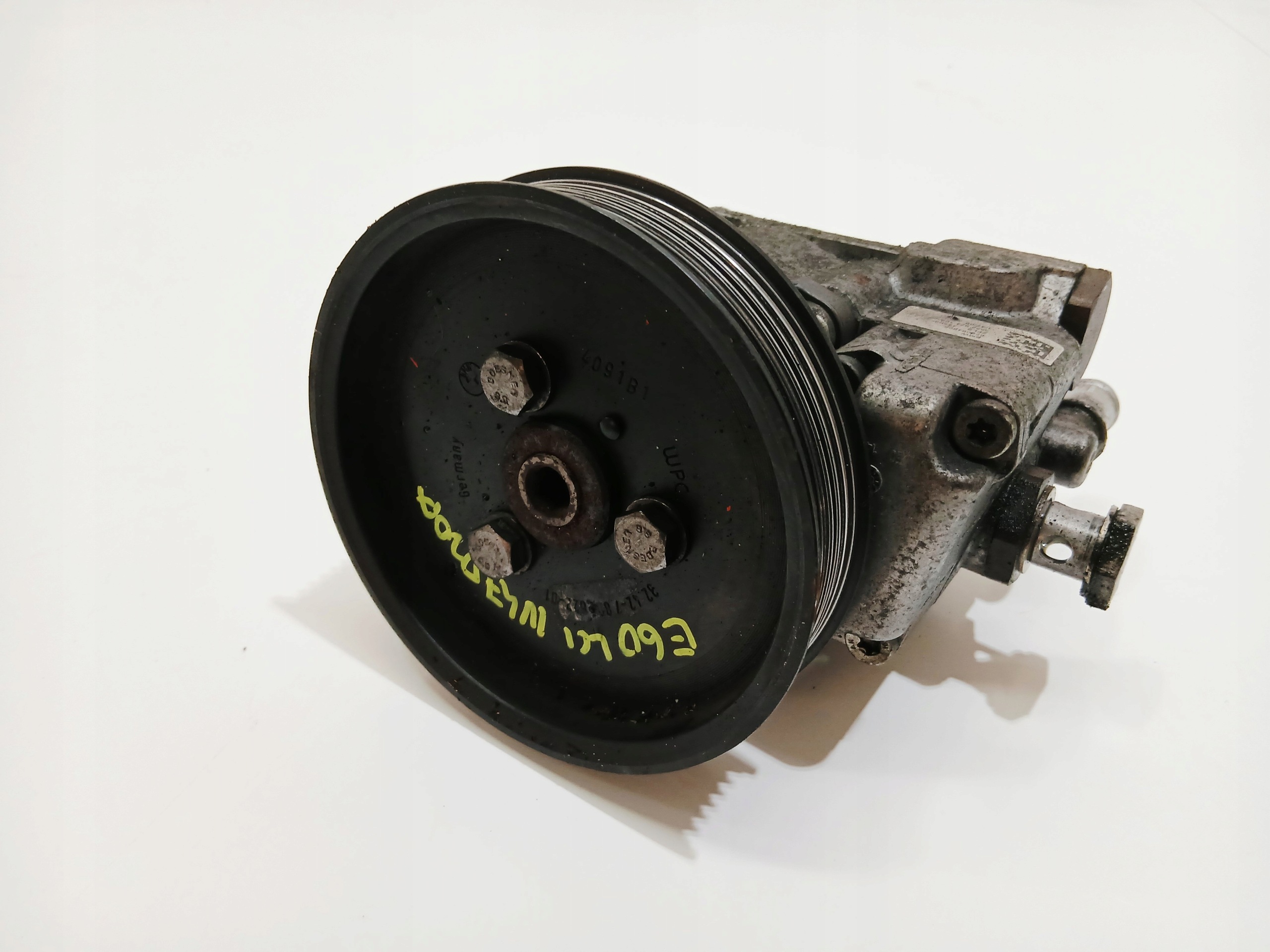 pompa servosterzo BMW E60 E61 N47D20A 2.0D OE 6780848 (0001004)