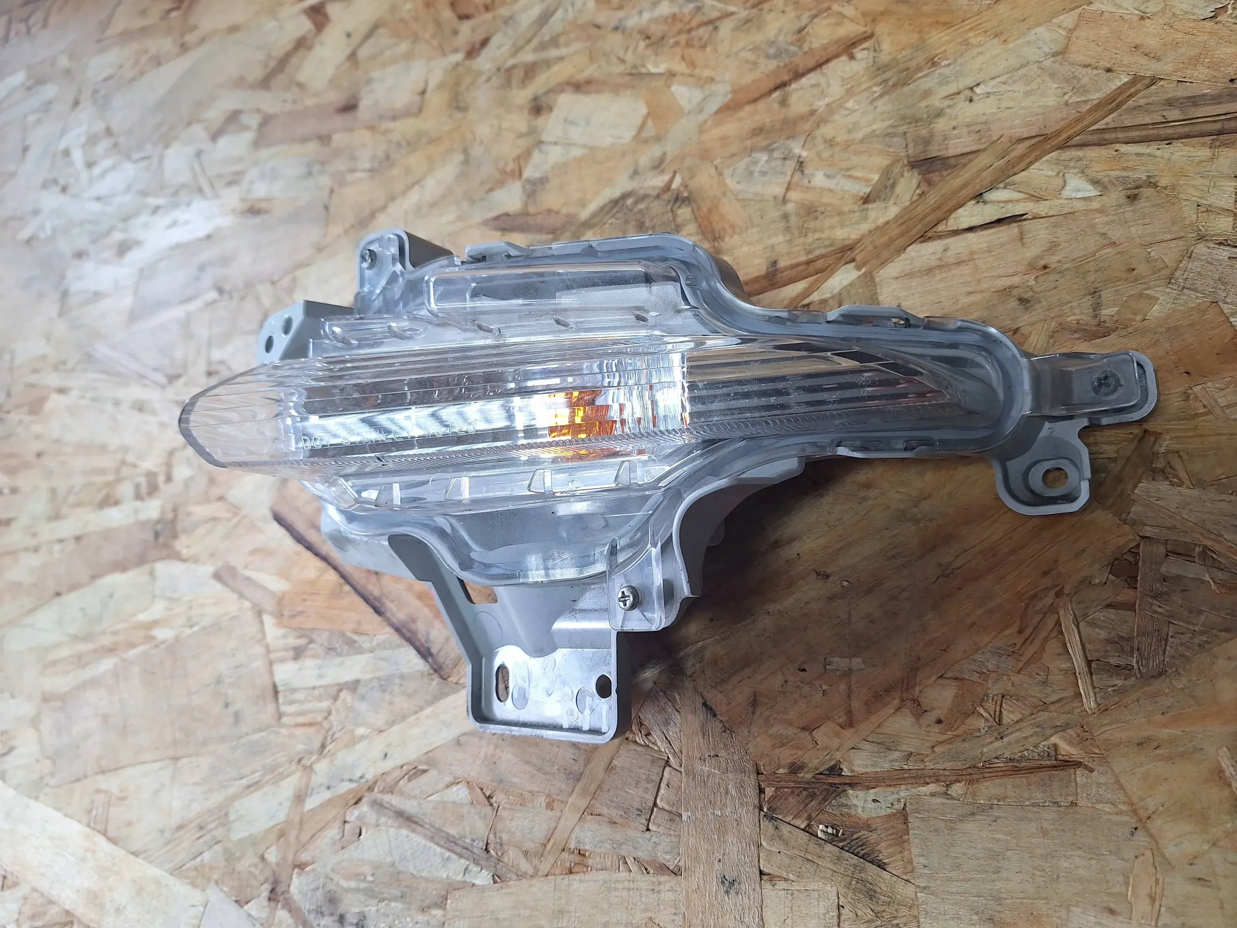 indicator front left K2442 Mazda 3 Lift 16