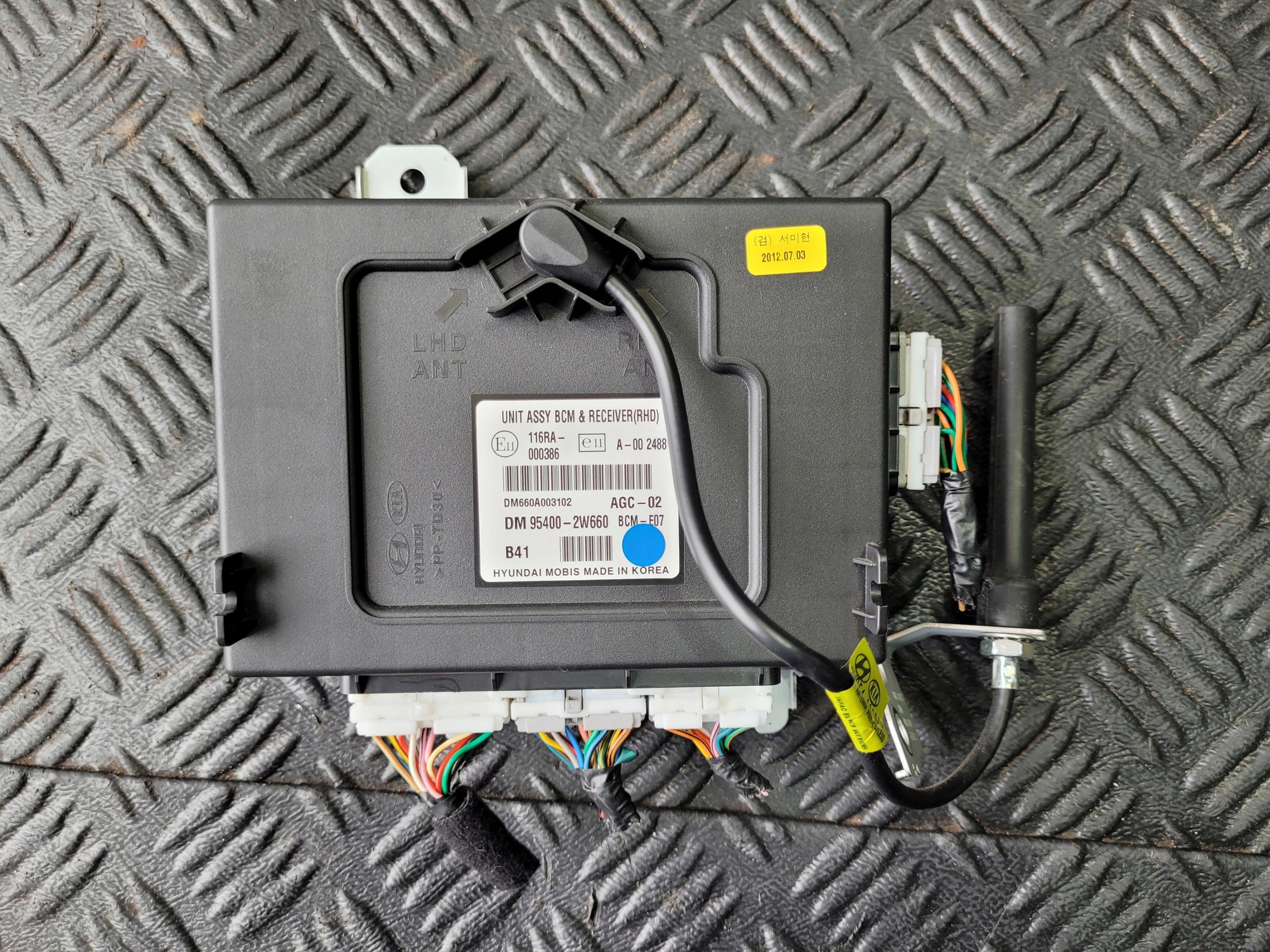 module control unit HYUNDAI SANTA FE III 95400-2W660