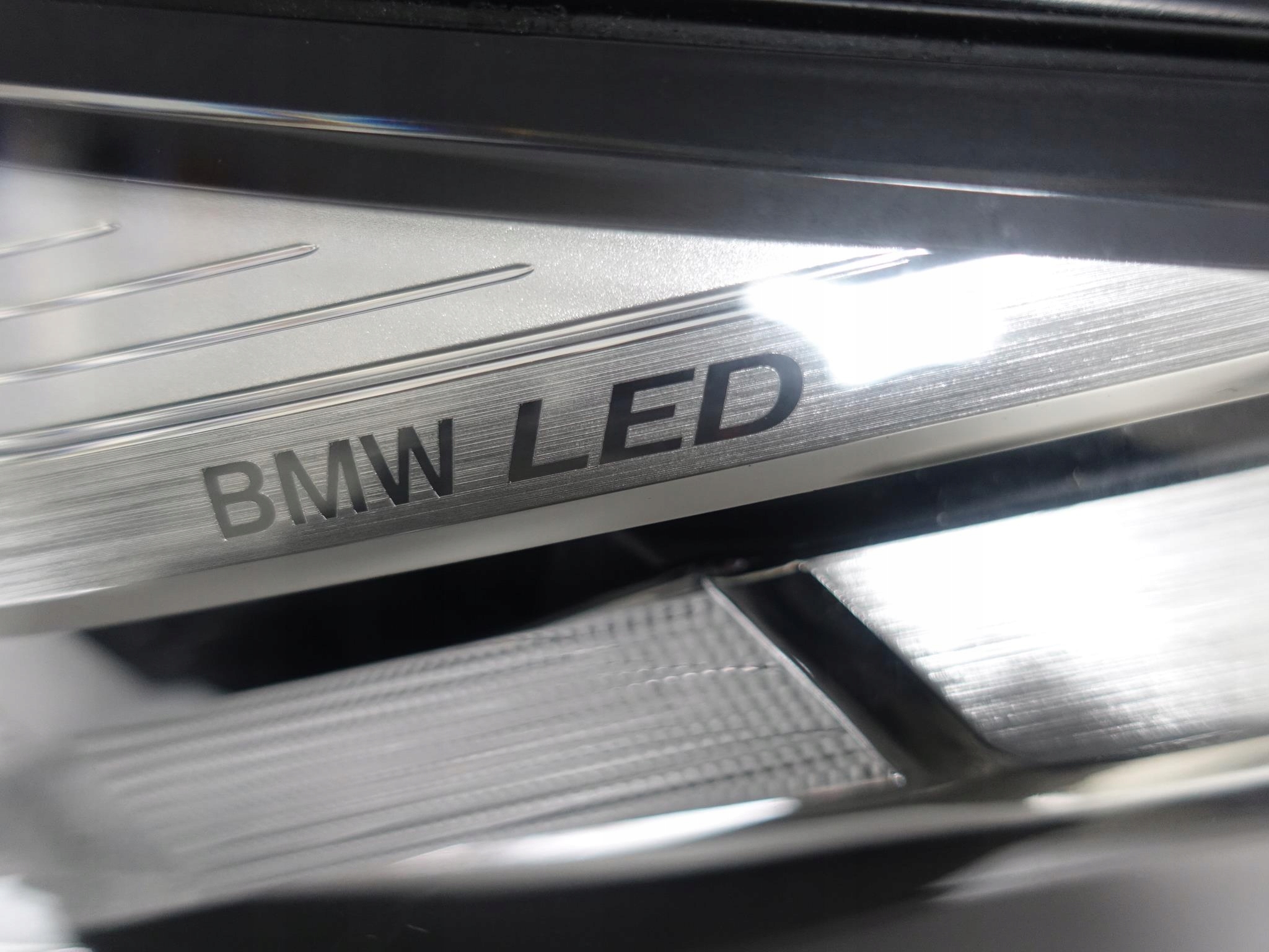 BMW 5 G30 G31 LCI 20-24 FULL LED LEWA EU PRZÓD LAMPA Jakość części (zgodnie z GVO) Q - oryginał z logo producenta części (OEM, OES)
