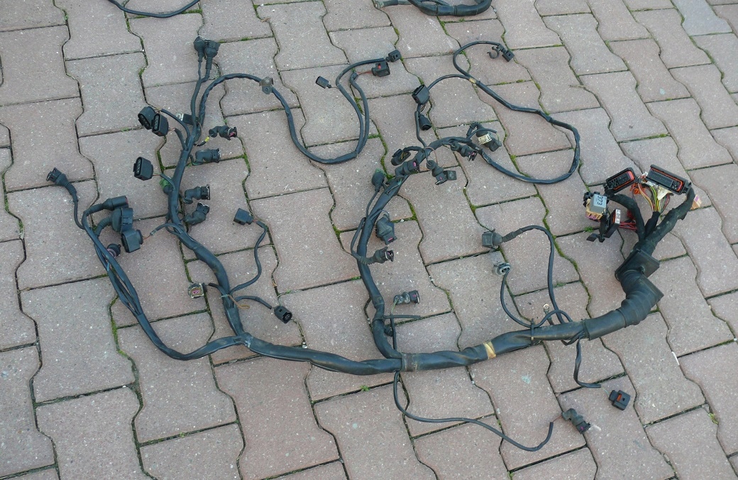 bundle wiring electrical of the engine AUDI S6 A6 C5 4.2 V8 299KM ARS