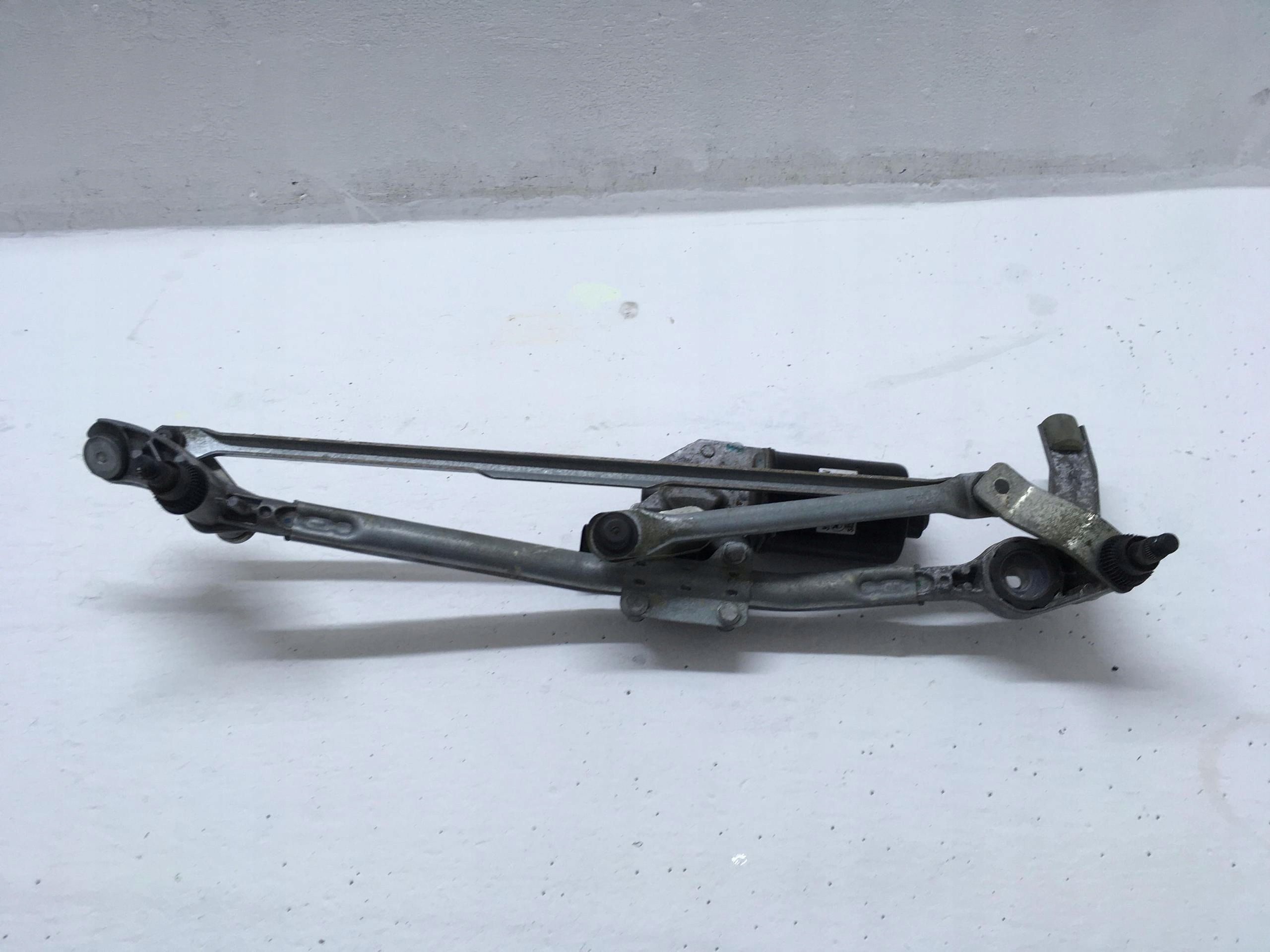 wiper mechanism front BMW SERIA 3 E90 E91 EU