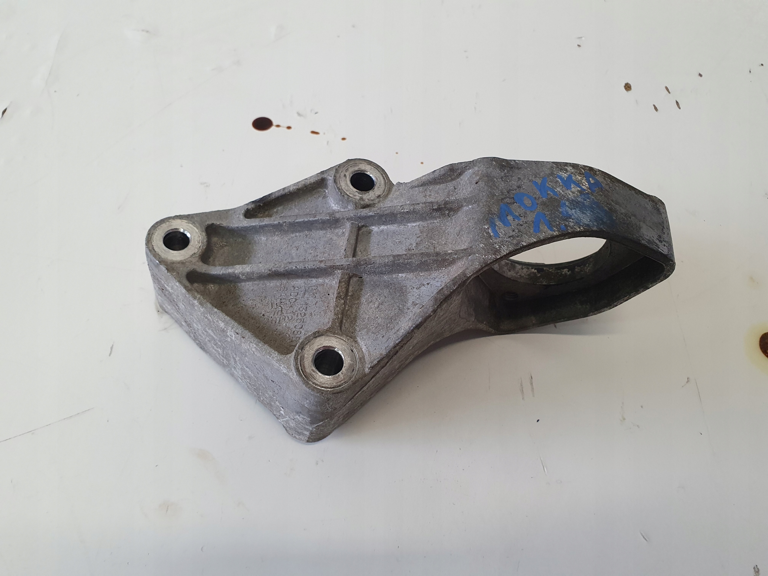 OPEL MOKKA Support Demi axe 13250881 1.6