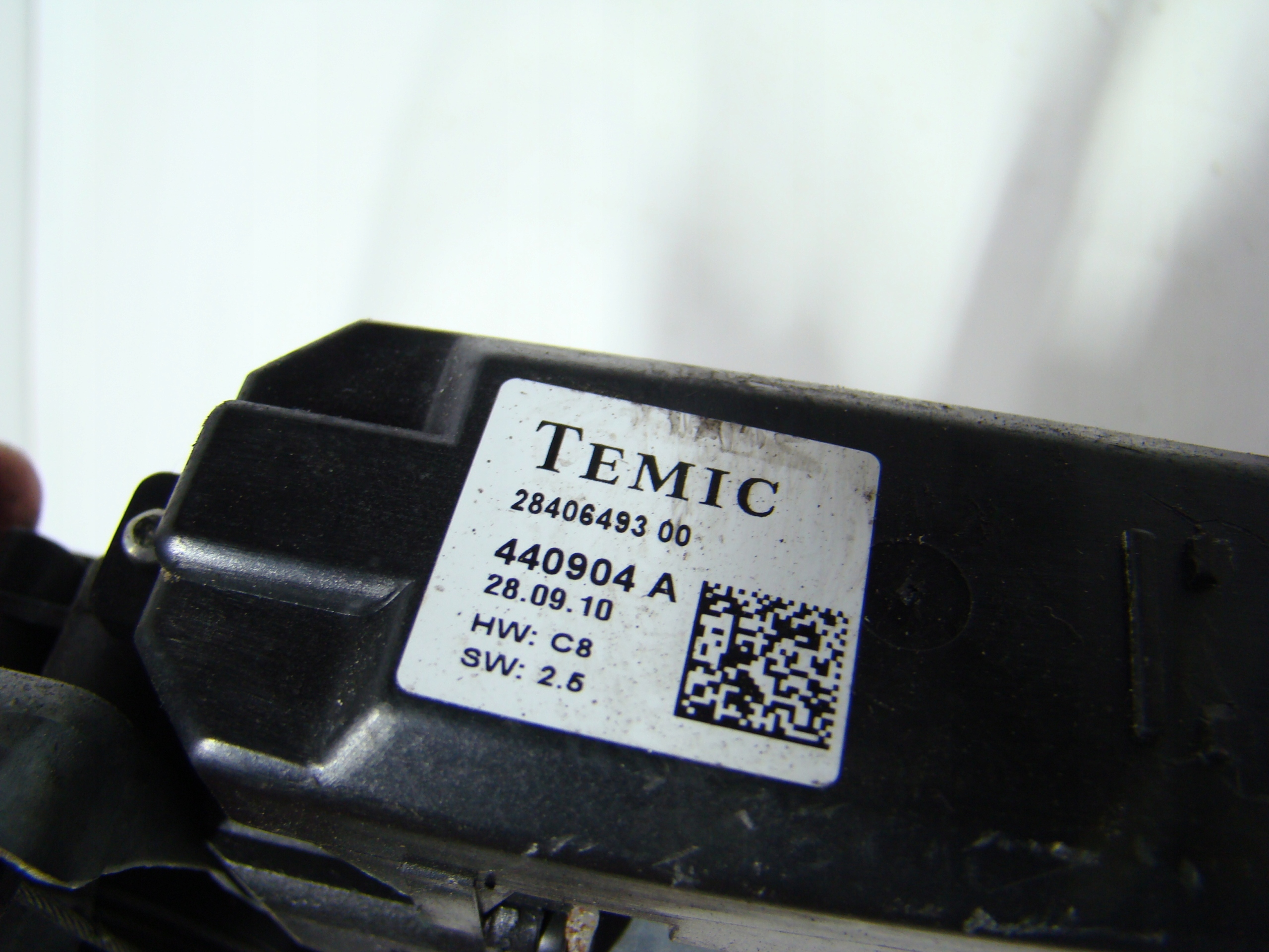 PEUGEOT 207 CC CABRIO - PODNOŚNIK MODUŁ LEWY PRZÓD Typ samochodu Samochody osobowe