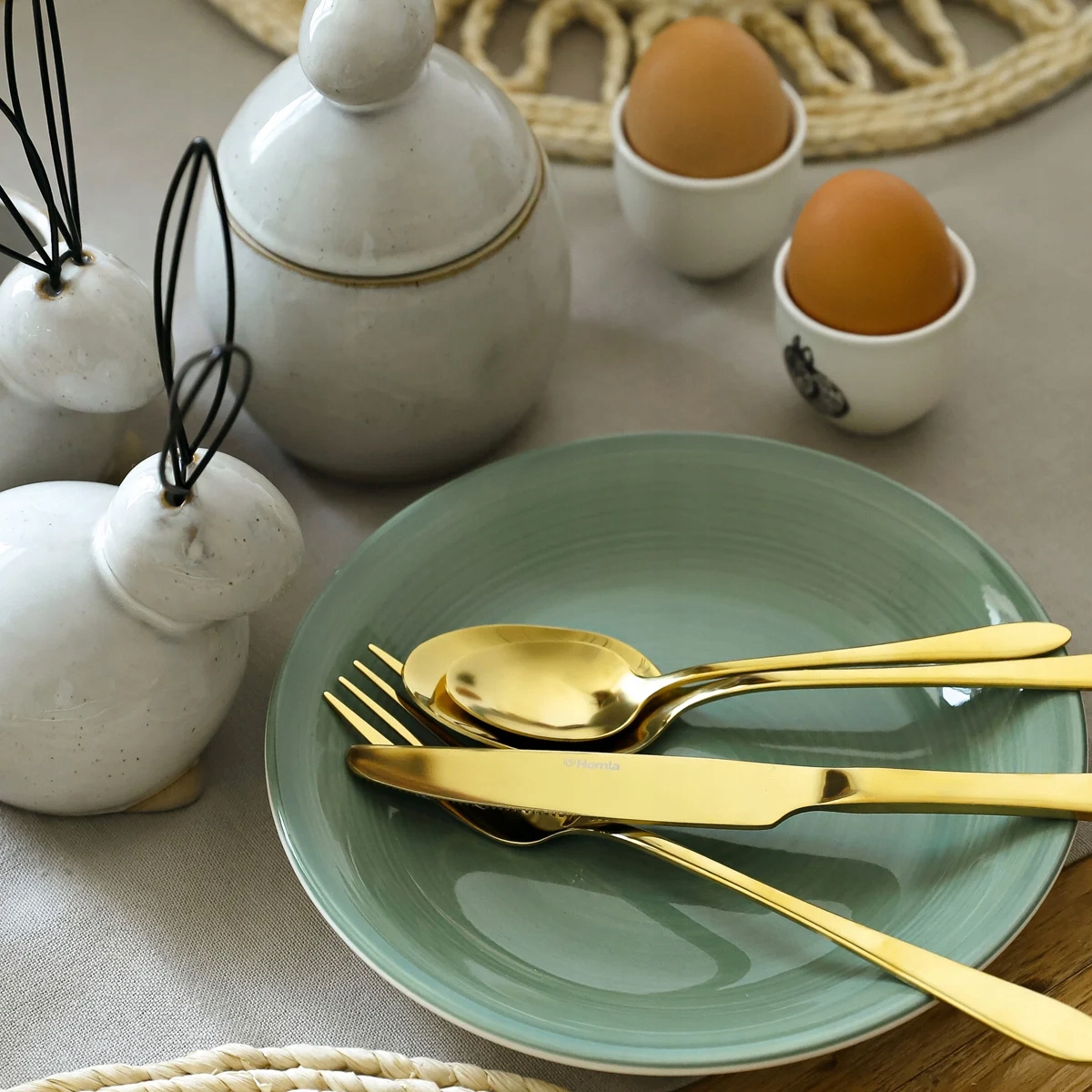 Zestaw eleganckich sztućców ABELE ZŁOTE 16 szt. Materiał wykonania metal