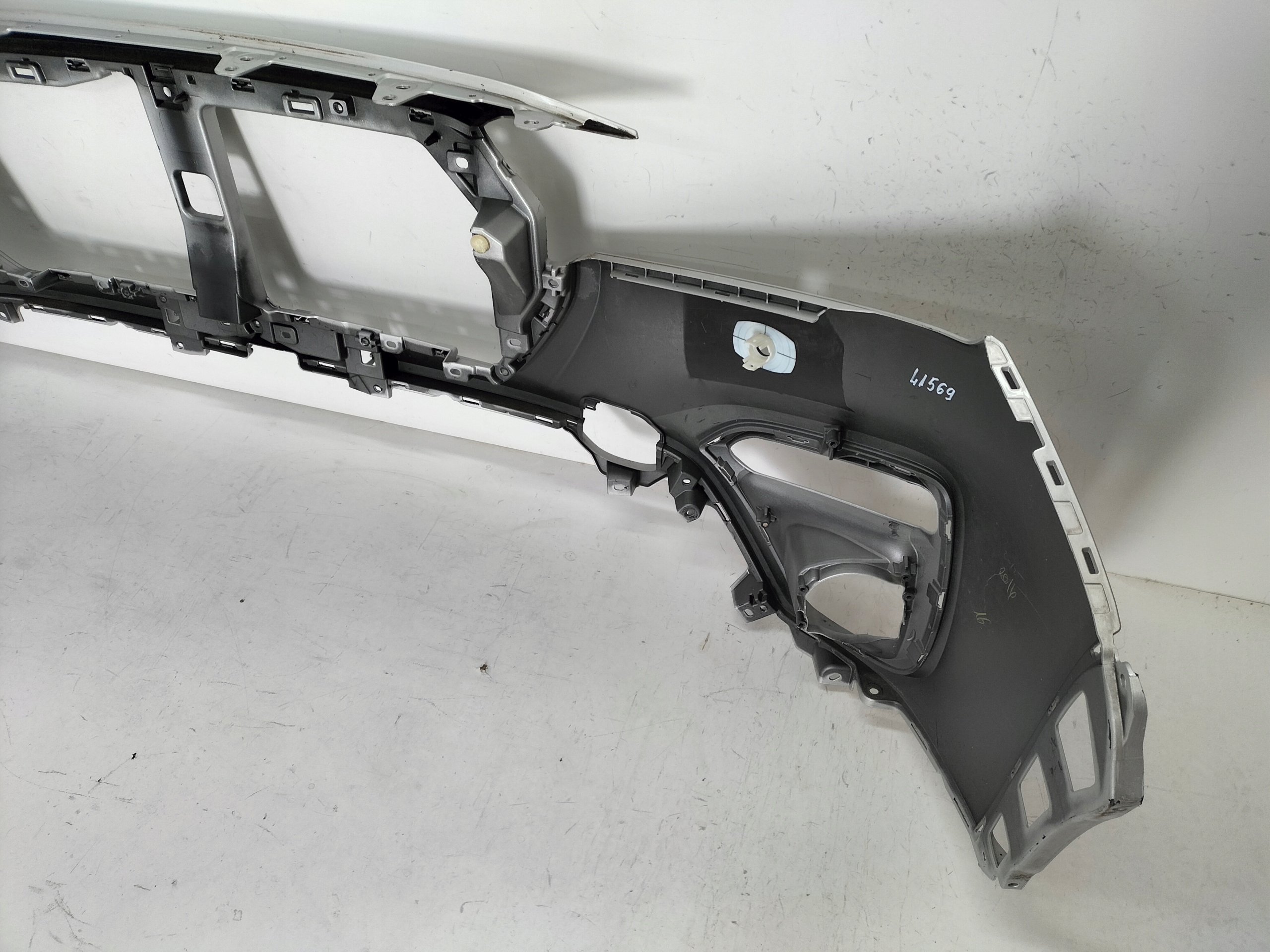 front bumper front SUZUKI S-CROSS 21