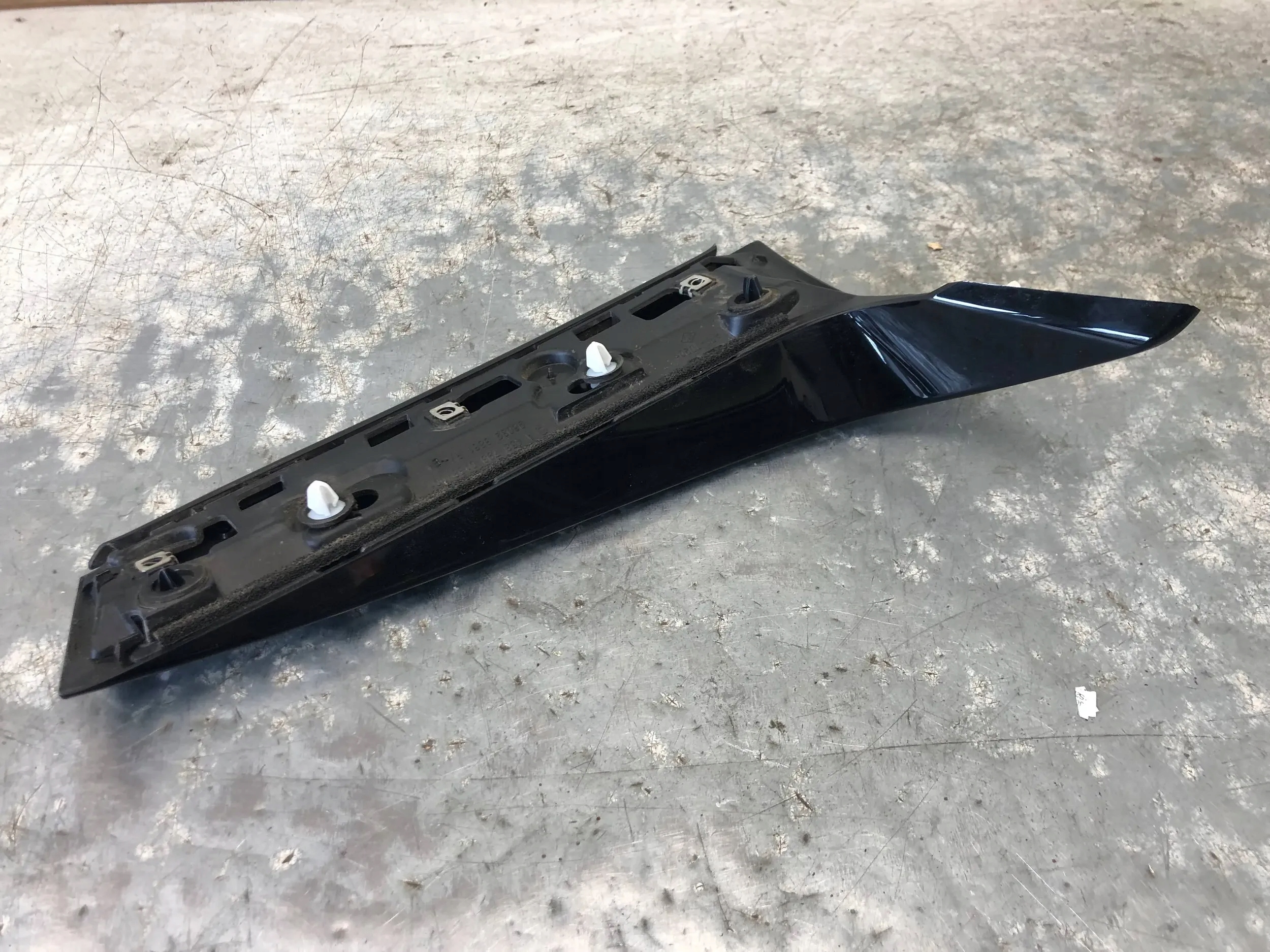 moulding bonnet right rear part SMART 453 A4537930188