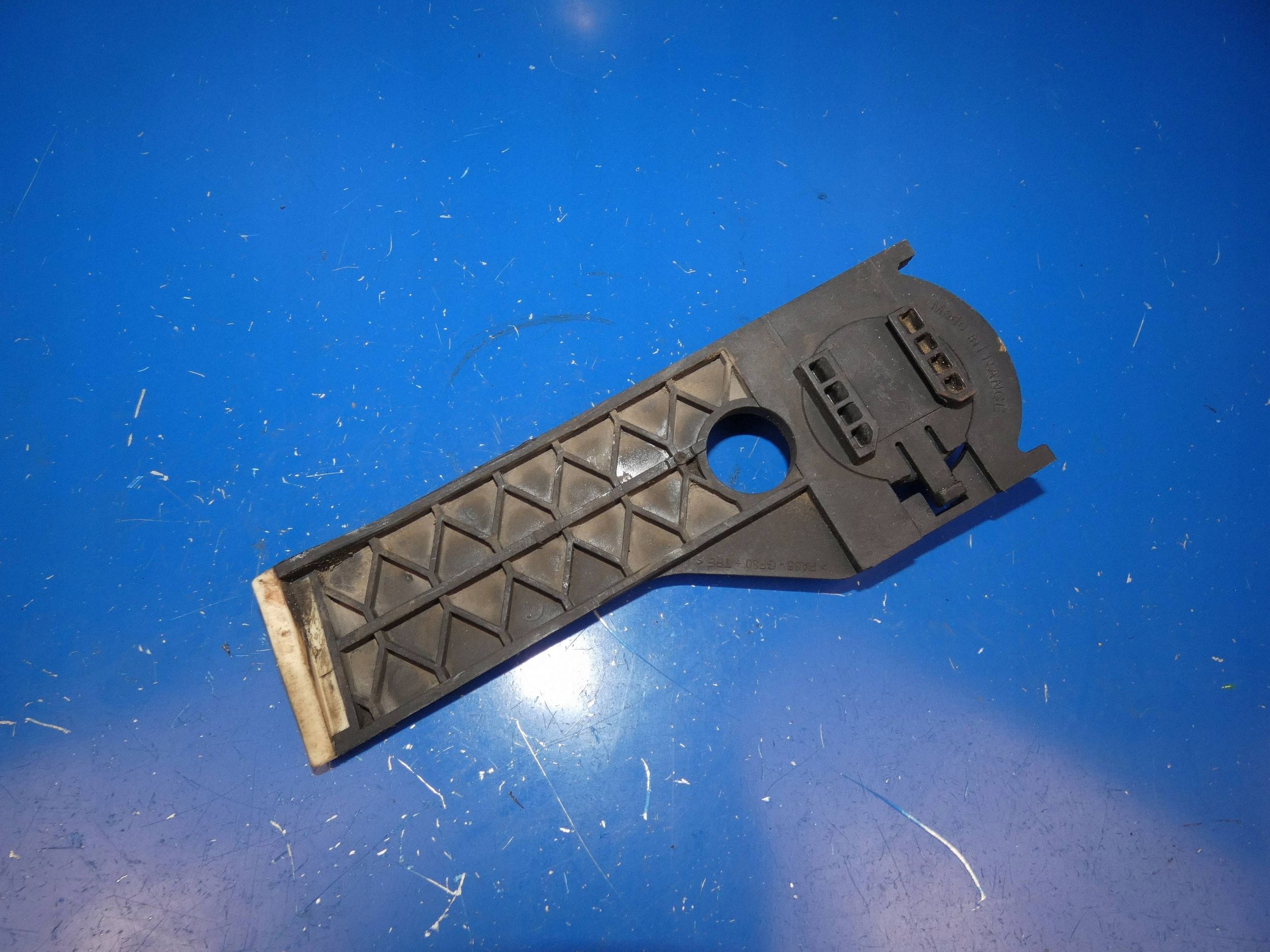 MERCEDES CLA W117 A W176 B W246 holder radiator right front