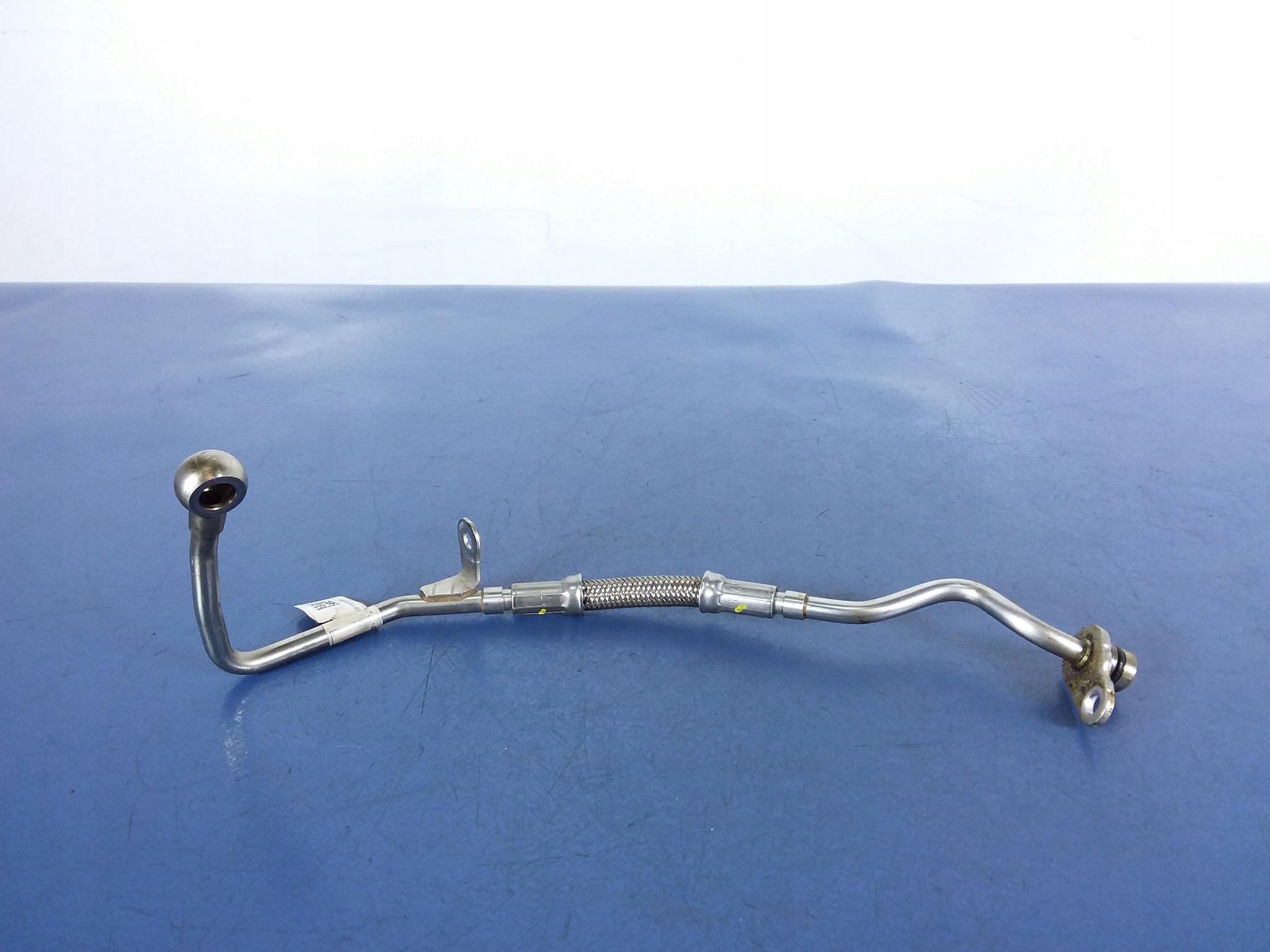 BMW 5 G30 4.4 маслопровод 79346550