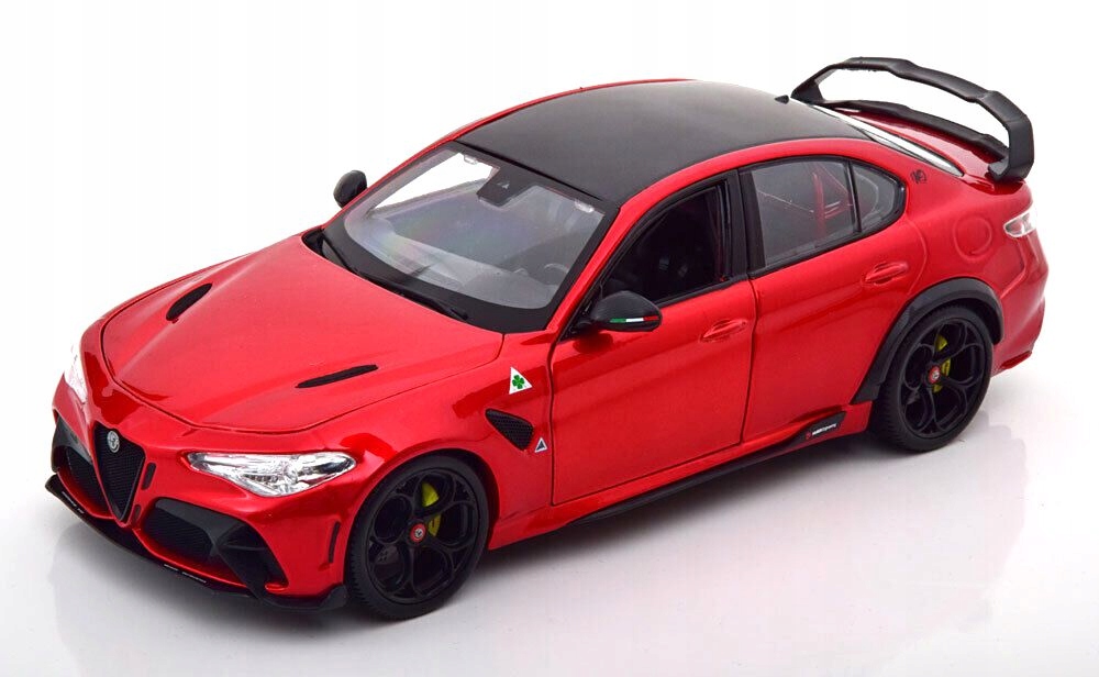 Alfa Romeo Giulia GTAm Red 2020 1/18 Bburago