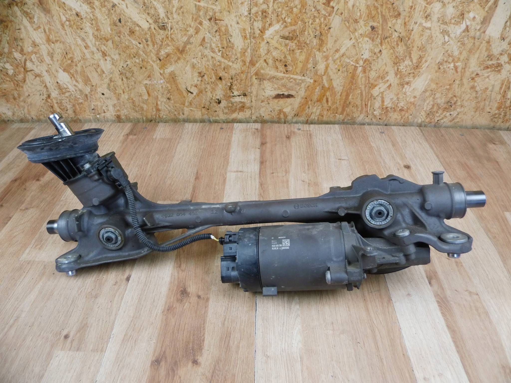 VW Arteon Passat B8 control moulding drag rod servo steering