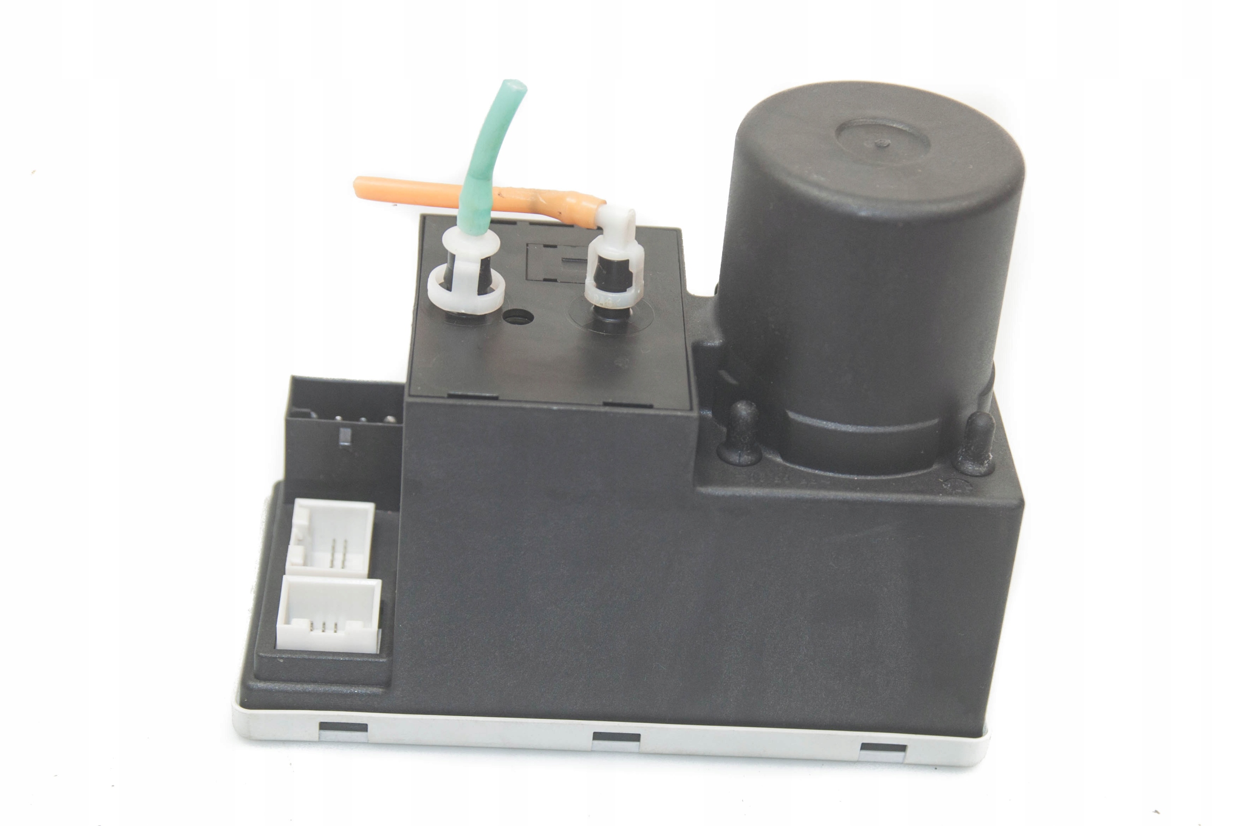 A8 - Насос центрального замка AUDI A3 A4 A6 8L0862257G