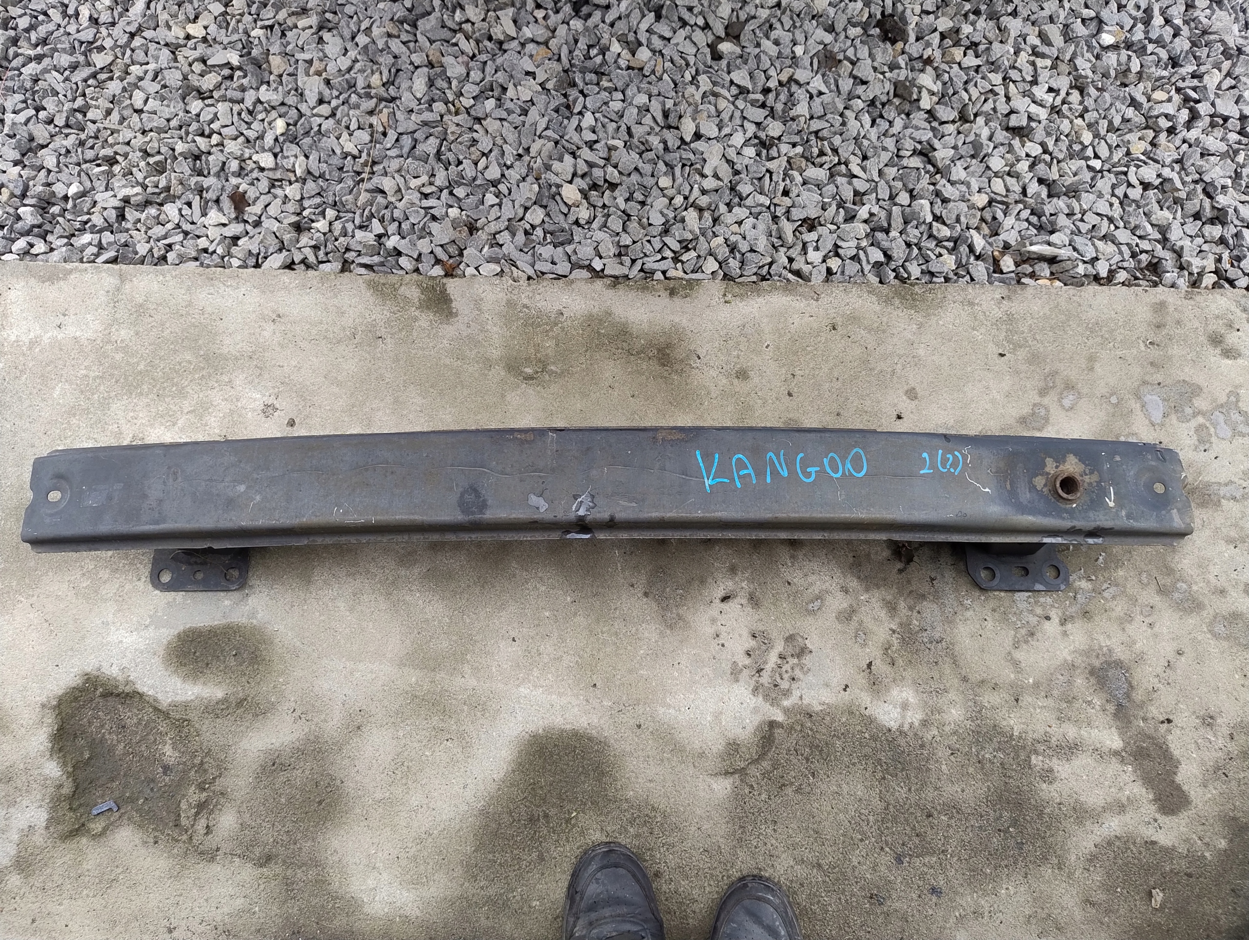 sider pillar of a bumper front RENAULT KANGOO 13