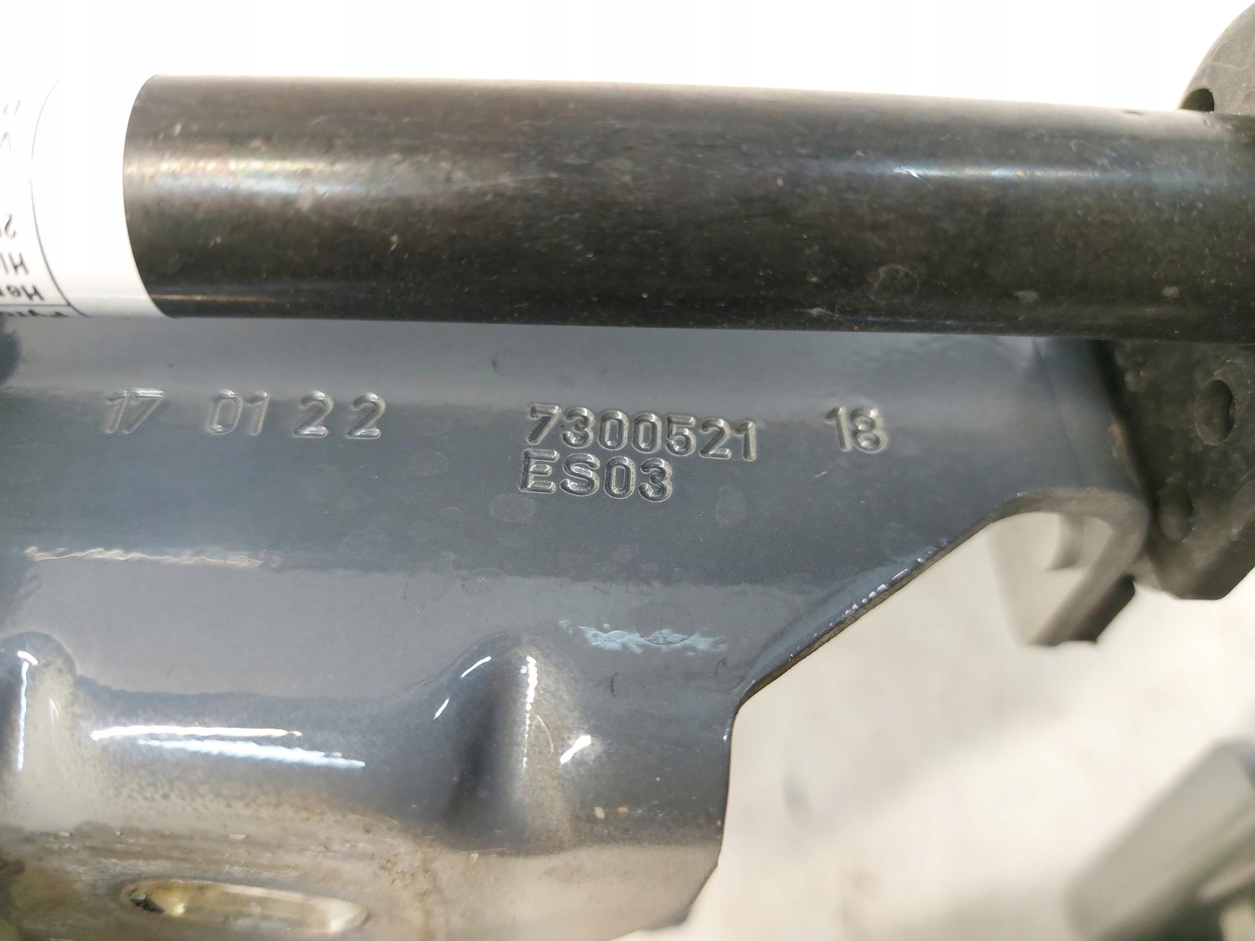 BMW U06 220d hinge bonnets left front NABOJ KOMPLET 7300521