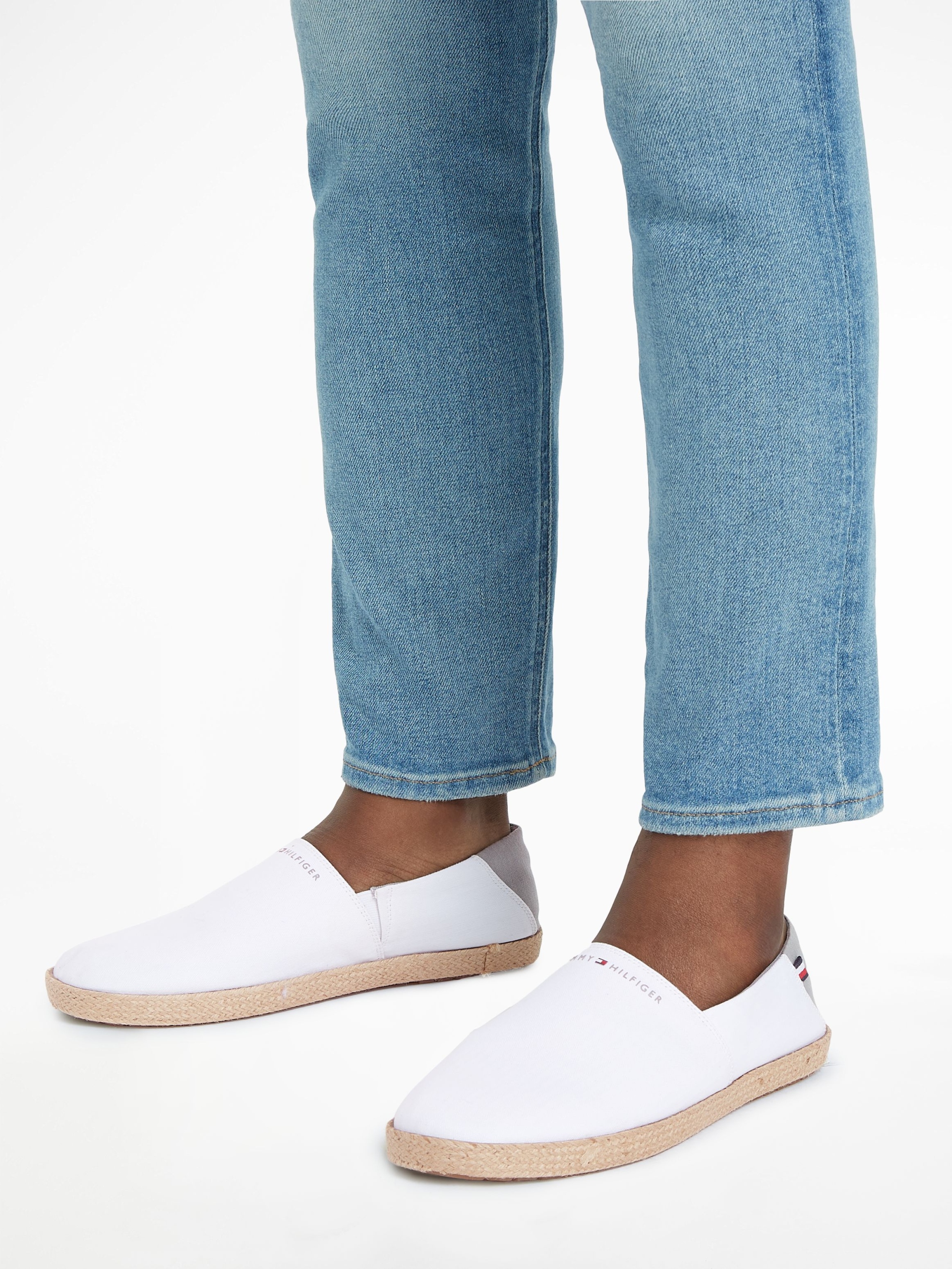 TOMMY HILFIGER ORYGINALNE ESPADRYLE 44 Marka Tommy Hilfiger