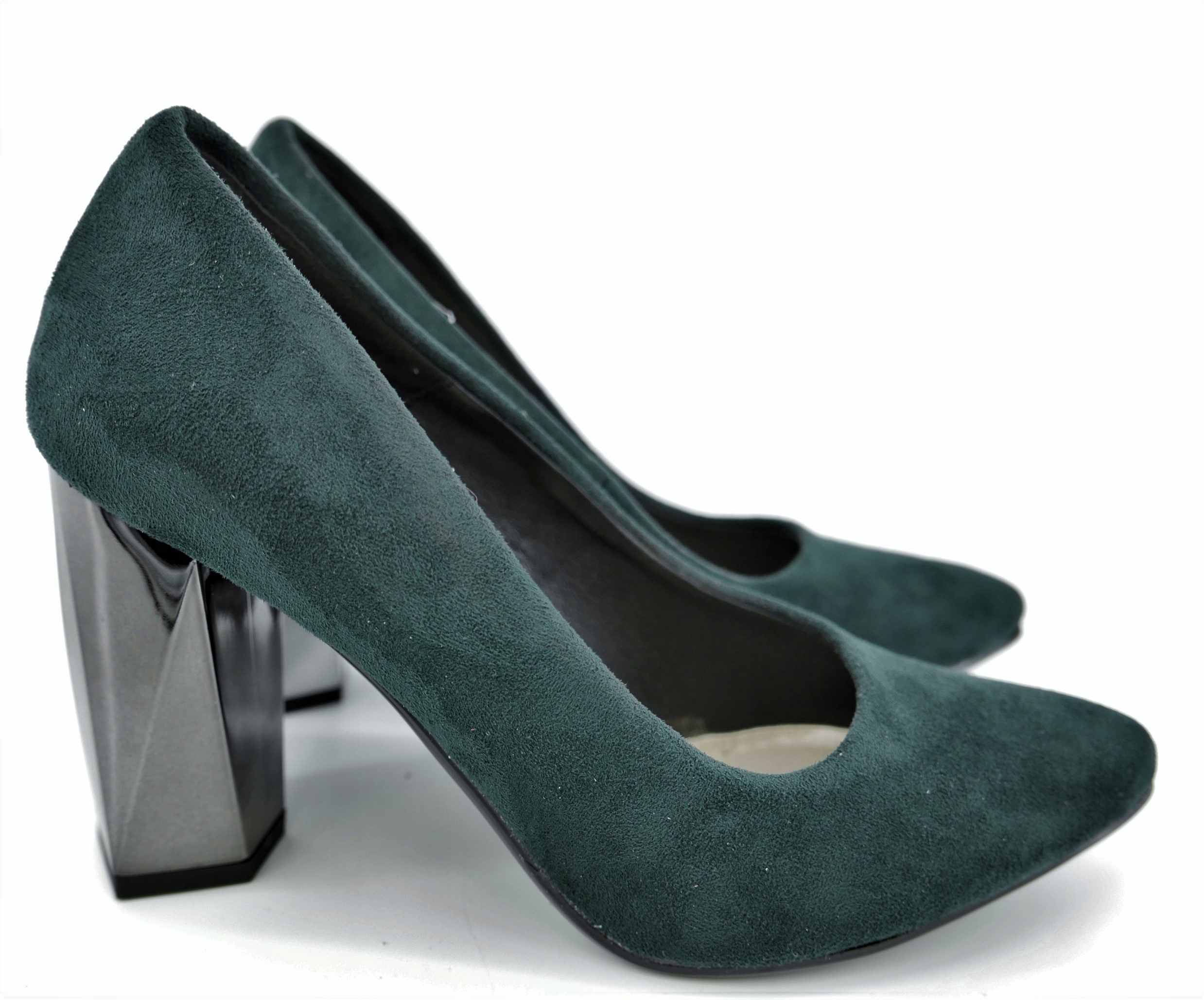 

Aga But Polskie Czółenka Zielone Zamszowe R38