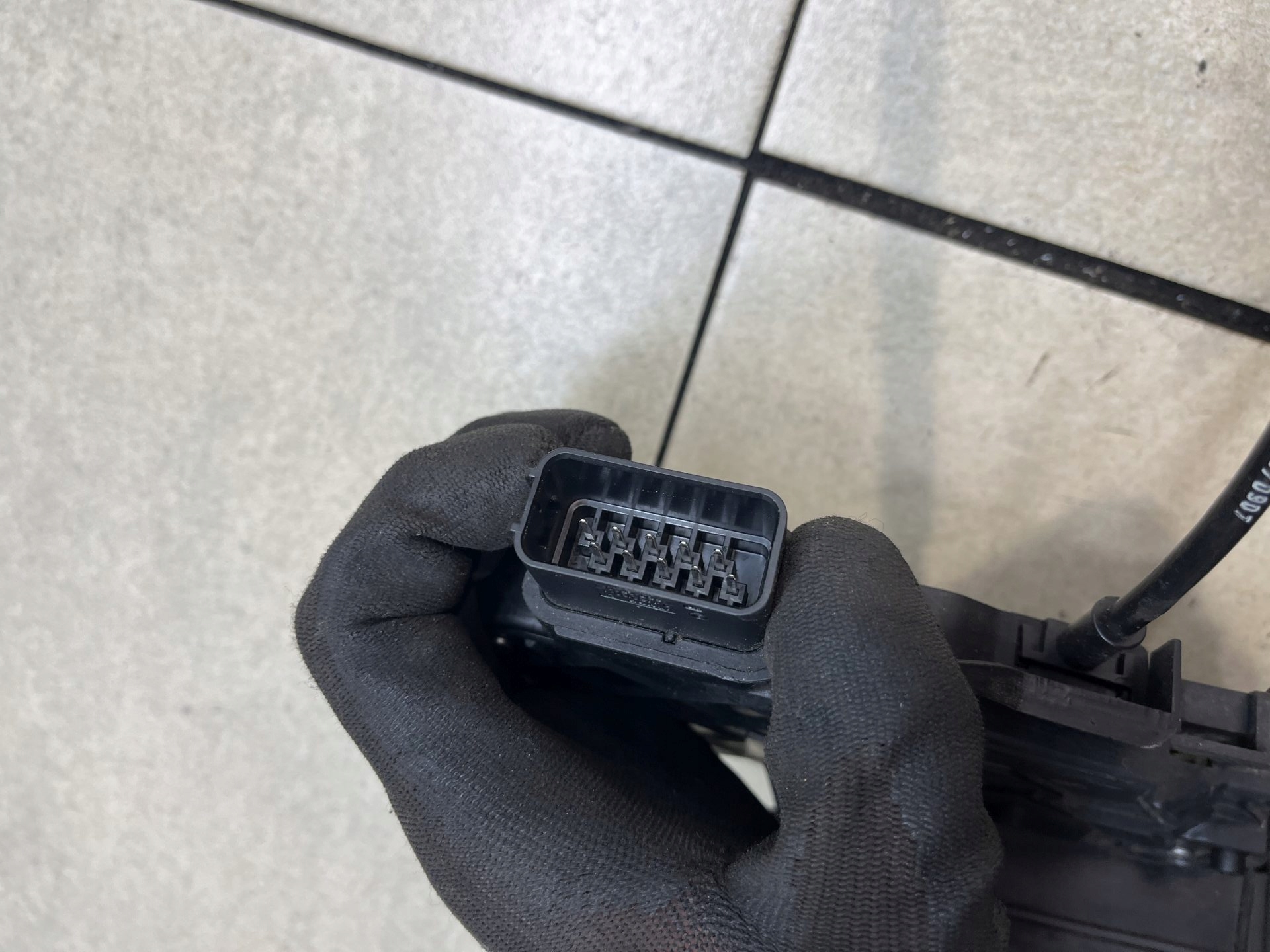 lock door left rear part 10 PIN S-MAX and 2.0 TDCI 6M2AR26413EC