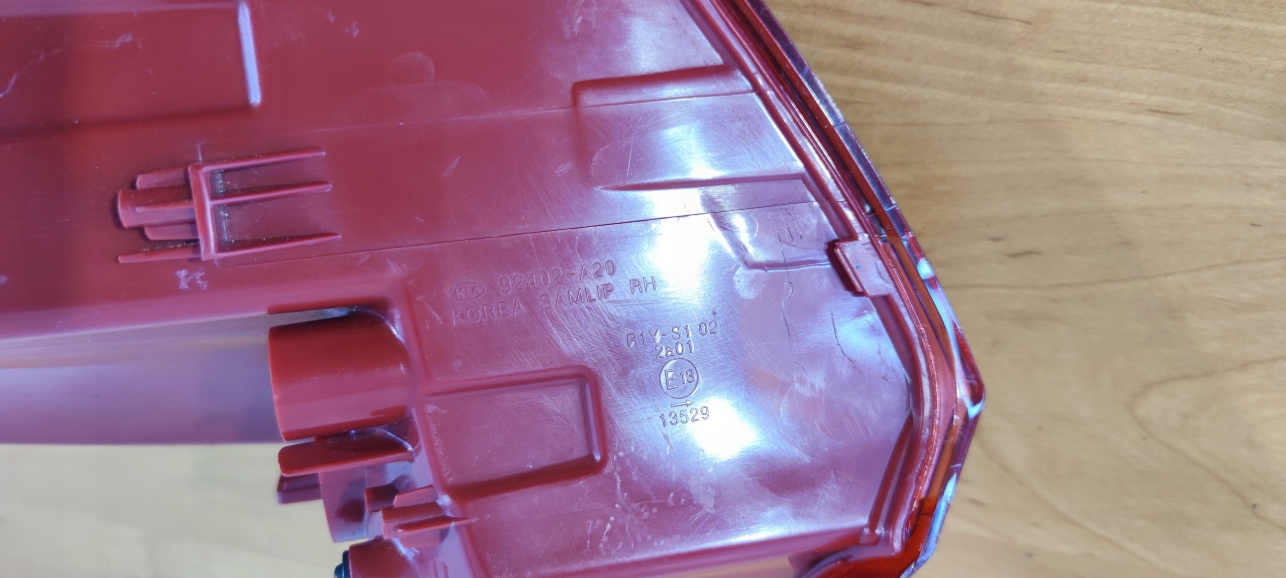 KIA CEED II 2 HB HATCHBACK right light rear part side