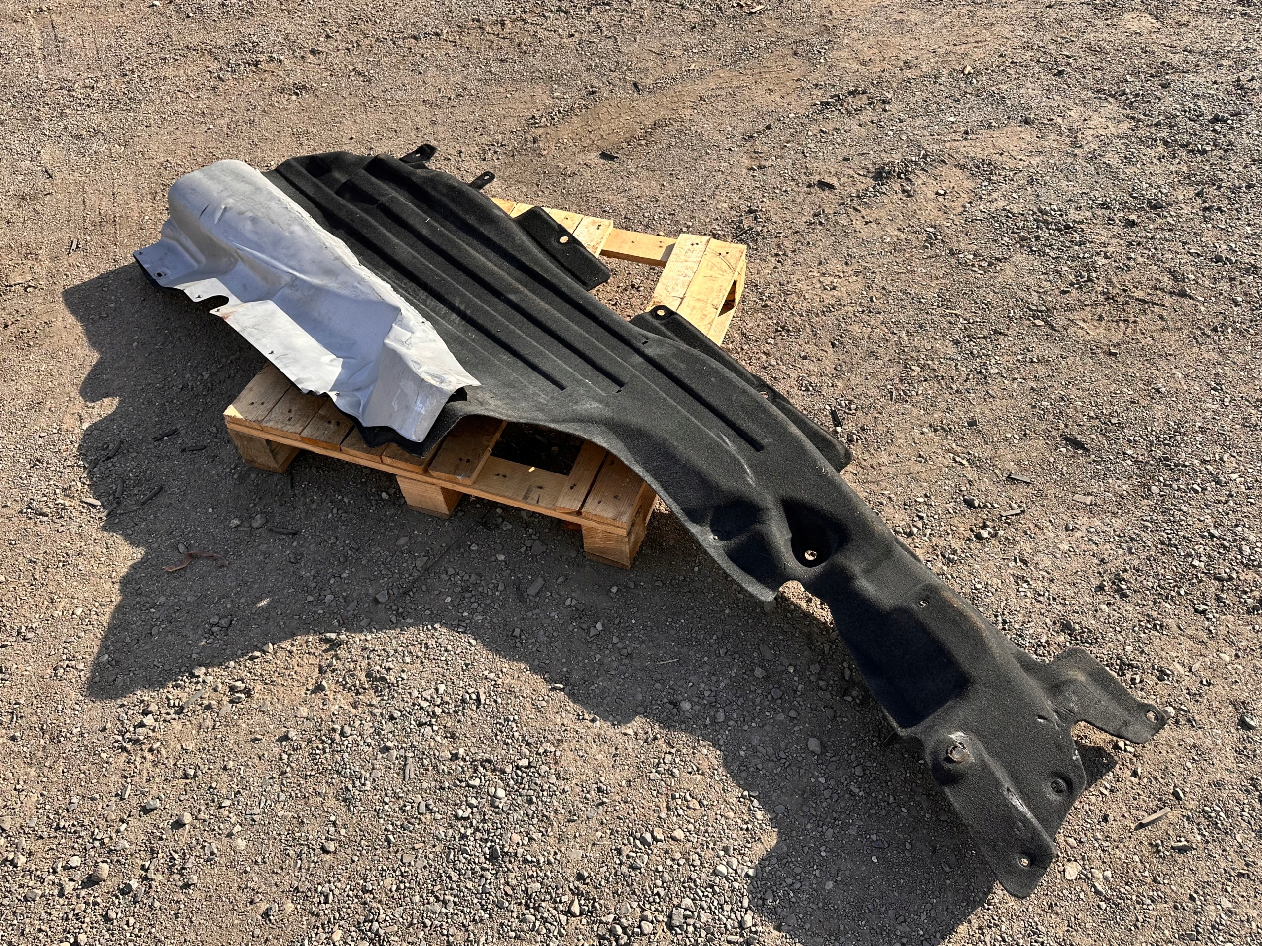 cover chassis lower Ford Explorer 2020+