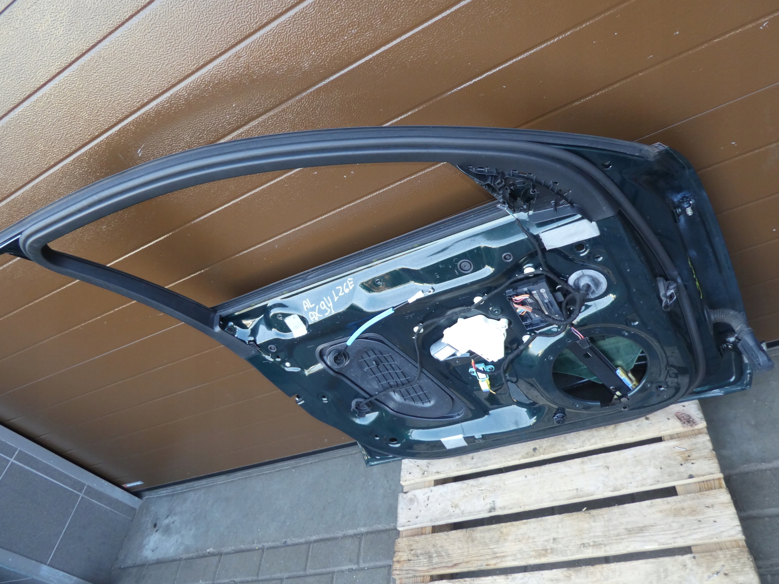 door left front AUDI A4 B8 complete LZ6E