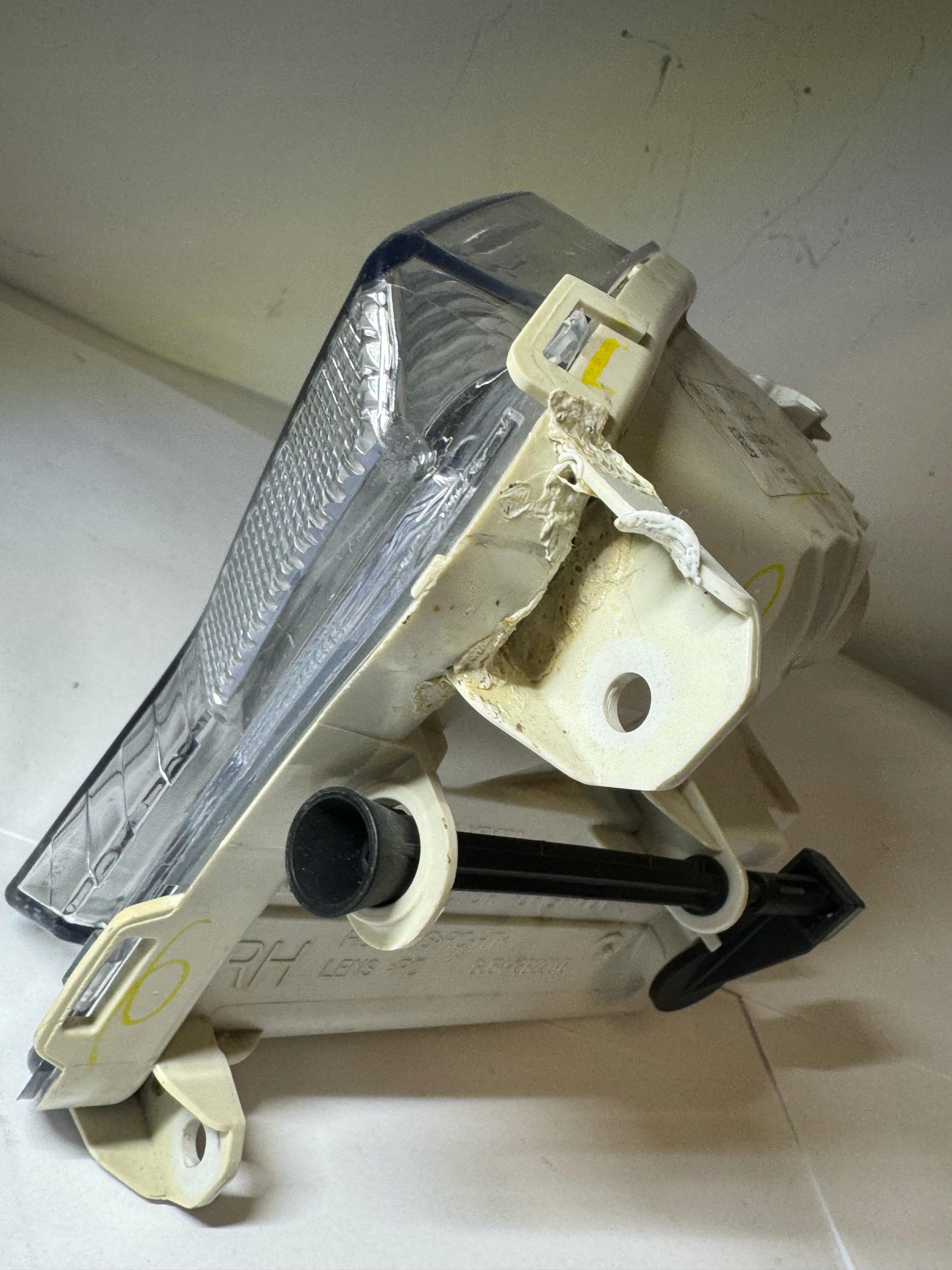галоген левая Escape KUGA MK2 PGJ5413B220BF