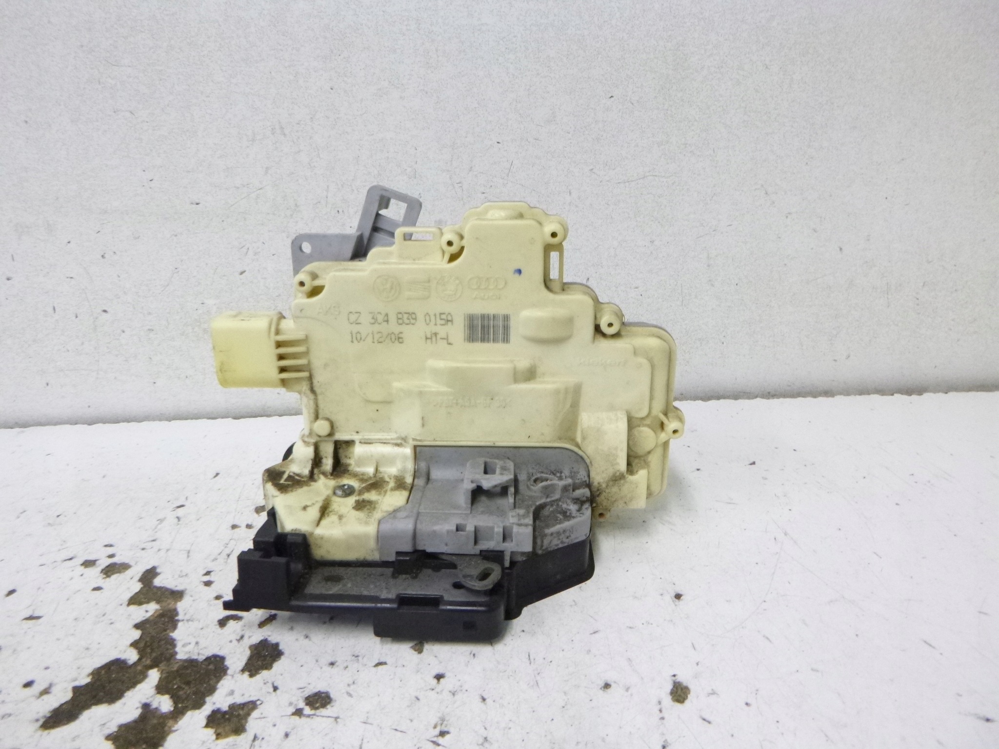 lock rear left VW Passat B6 2005-2010 3C4839015A 7 PIN