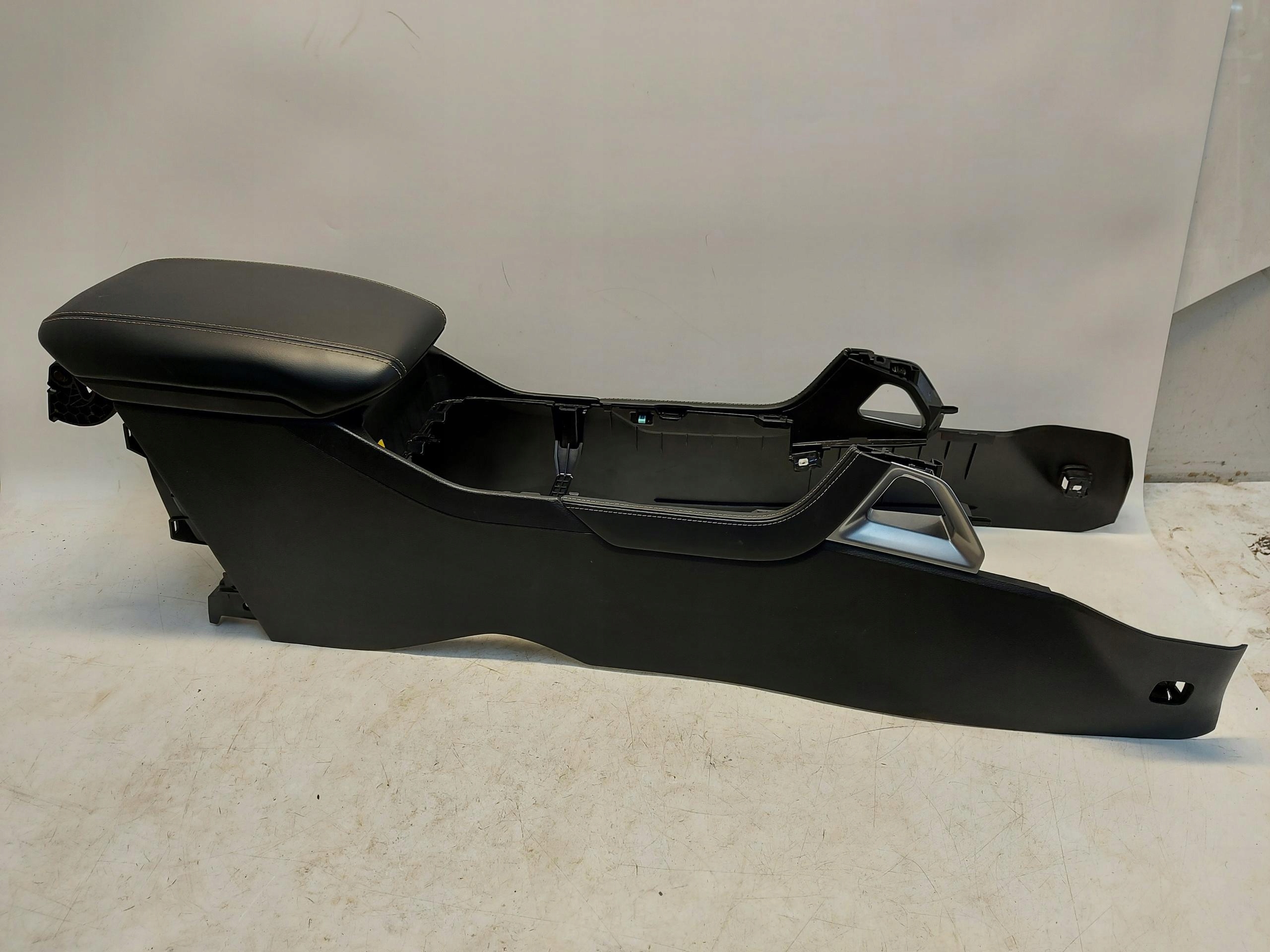 Ford Ranger VI 6 2024r. armrest TUNEL central