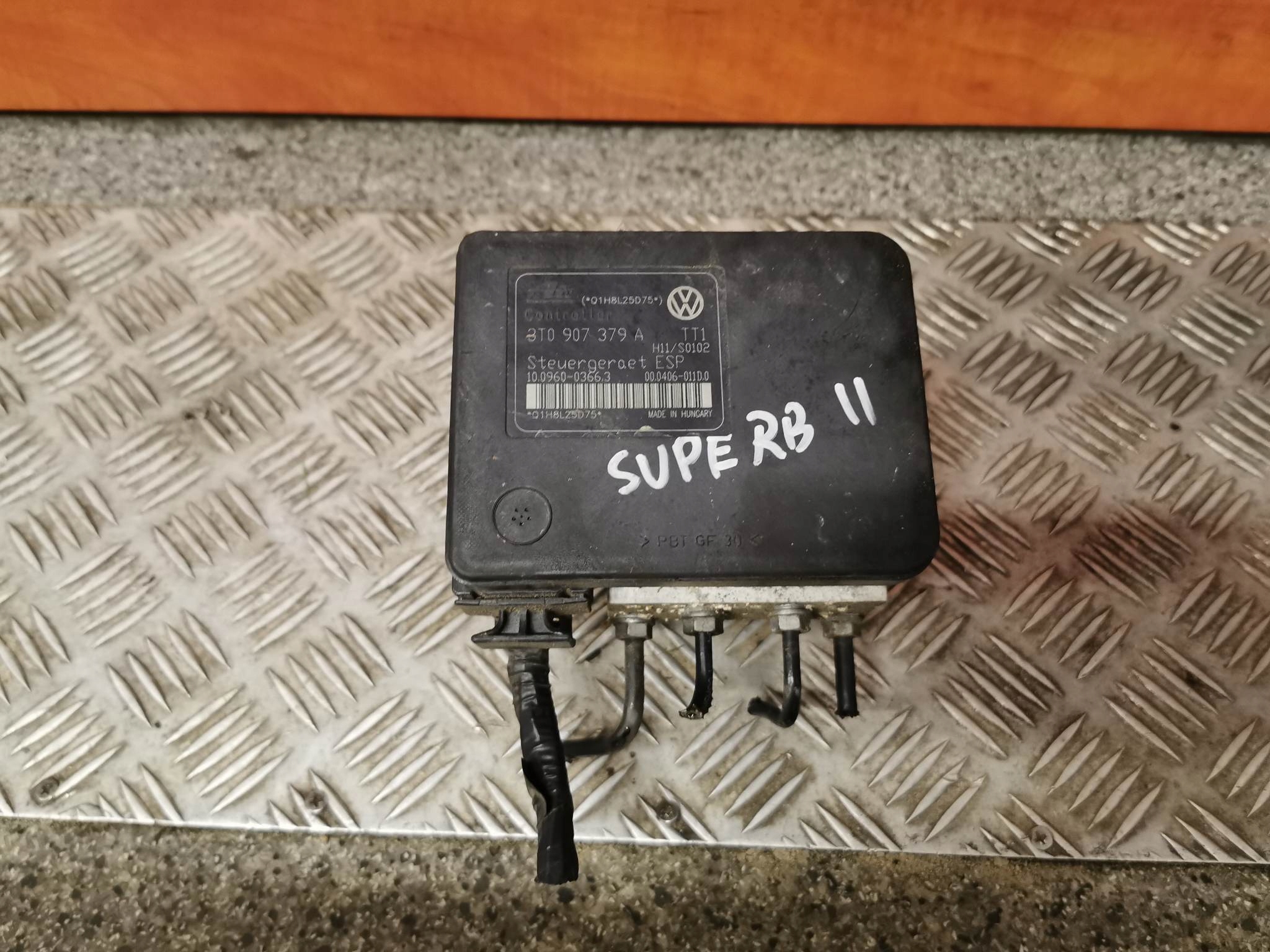 НАСОС ABS SKODA SUPERB II 3T0907379A