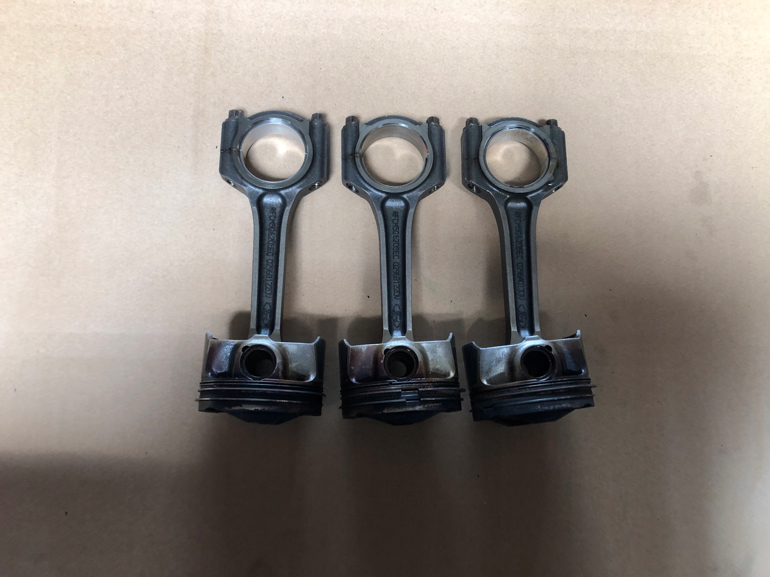 FORD CONNECT MK2 1.0 ECOBOOST ПОРШЕНЬ ПОРШНИ ШАТУНЫ