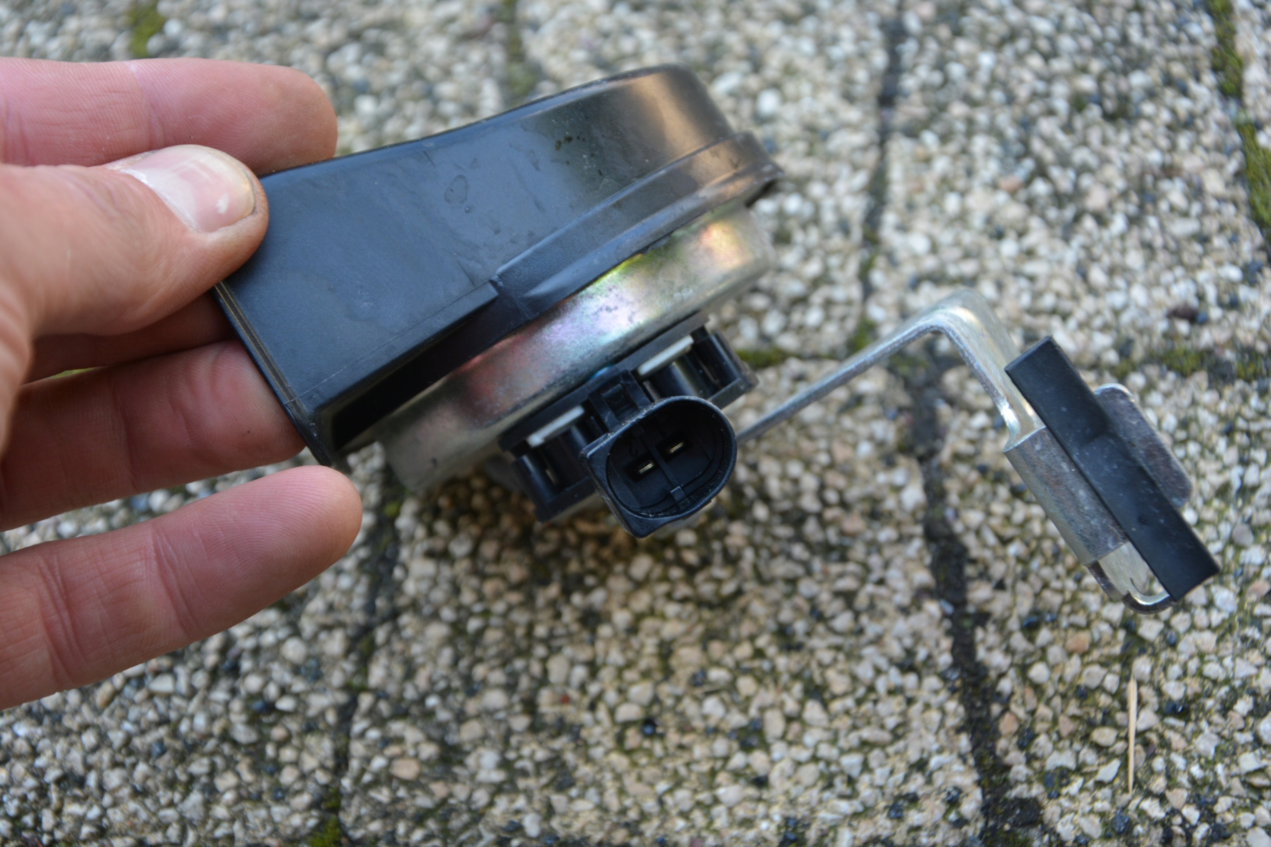 KLAKSON SYGNAŁ DŹWIĘKOWY VW GOLF 7 5Q0951221 Typ samochodu Samochody osobowe