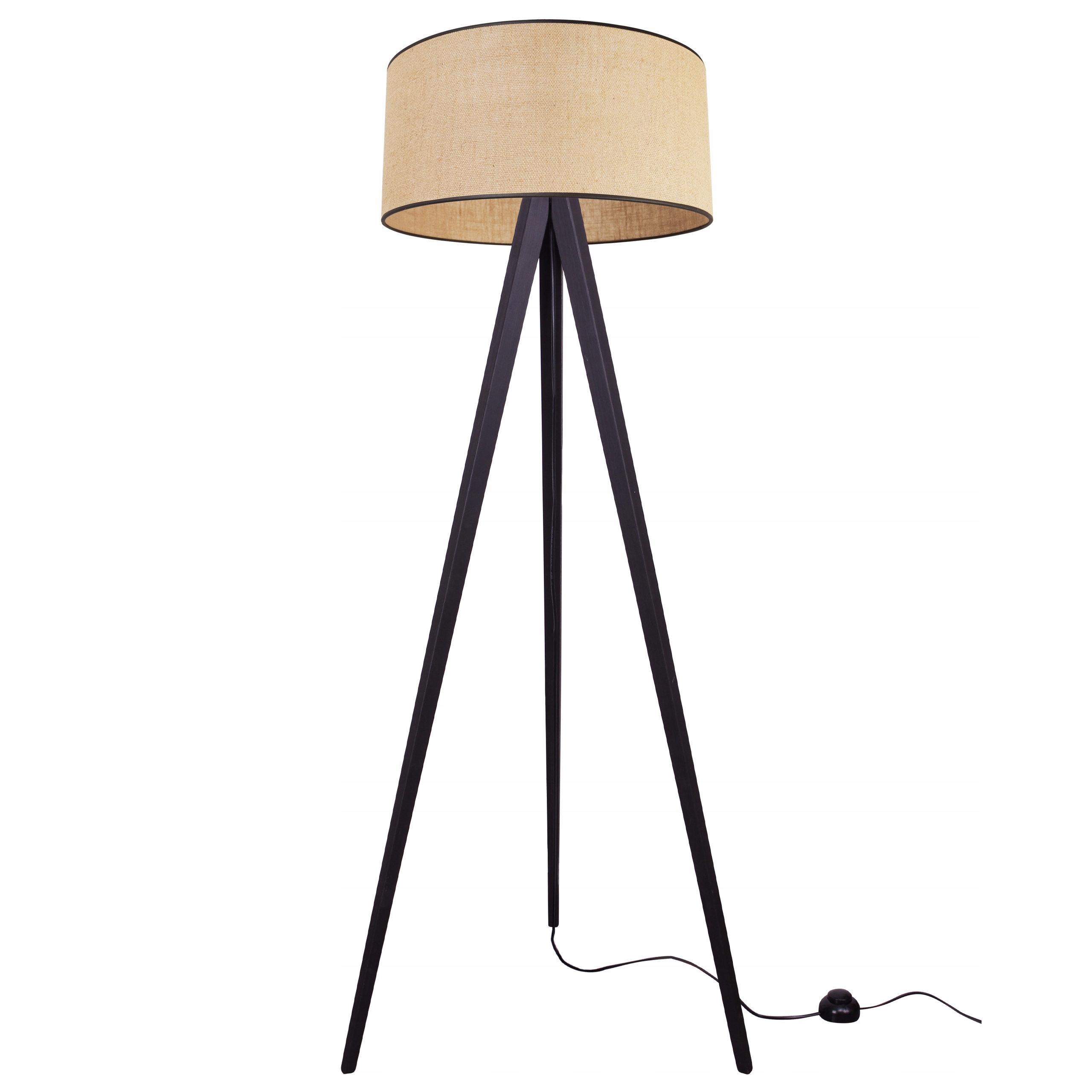 Klasická podlahová lampa na trojnožke s ratanovým tienidlom Juta