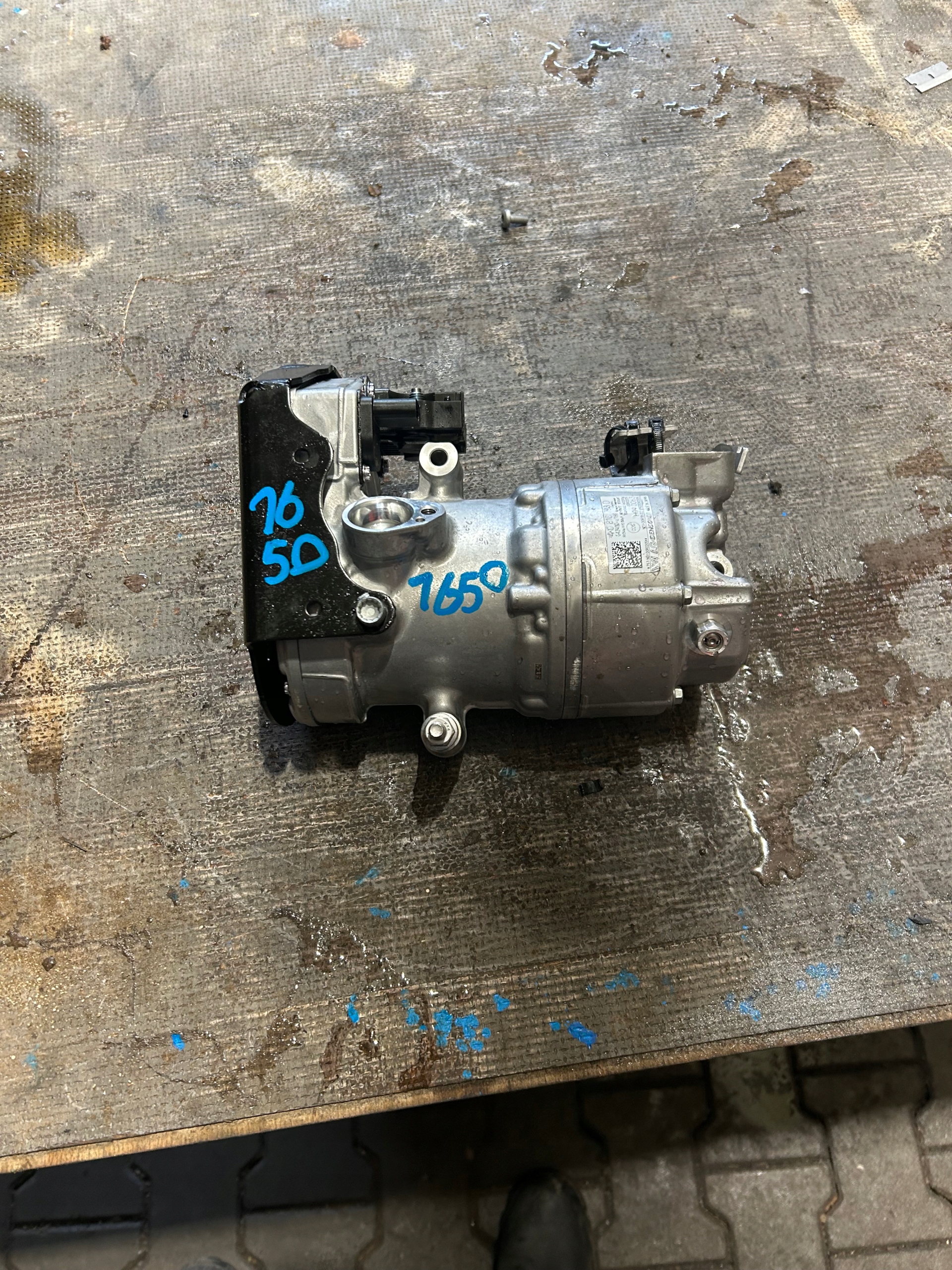 1650. Klimakompressor klimaanlage AUDI 4K0816798D