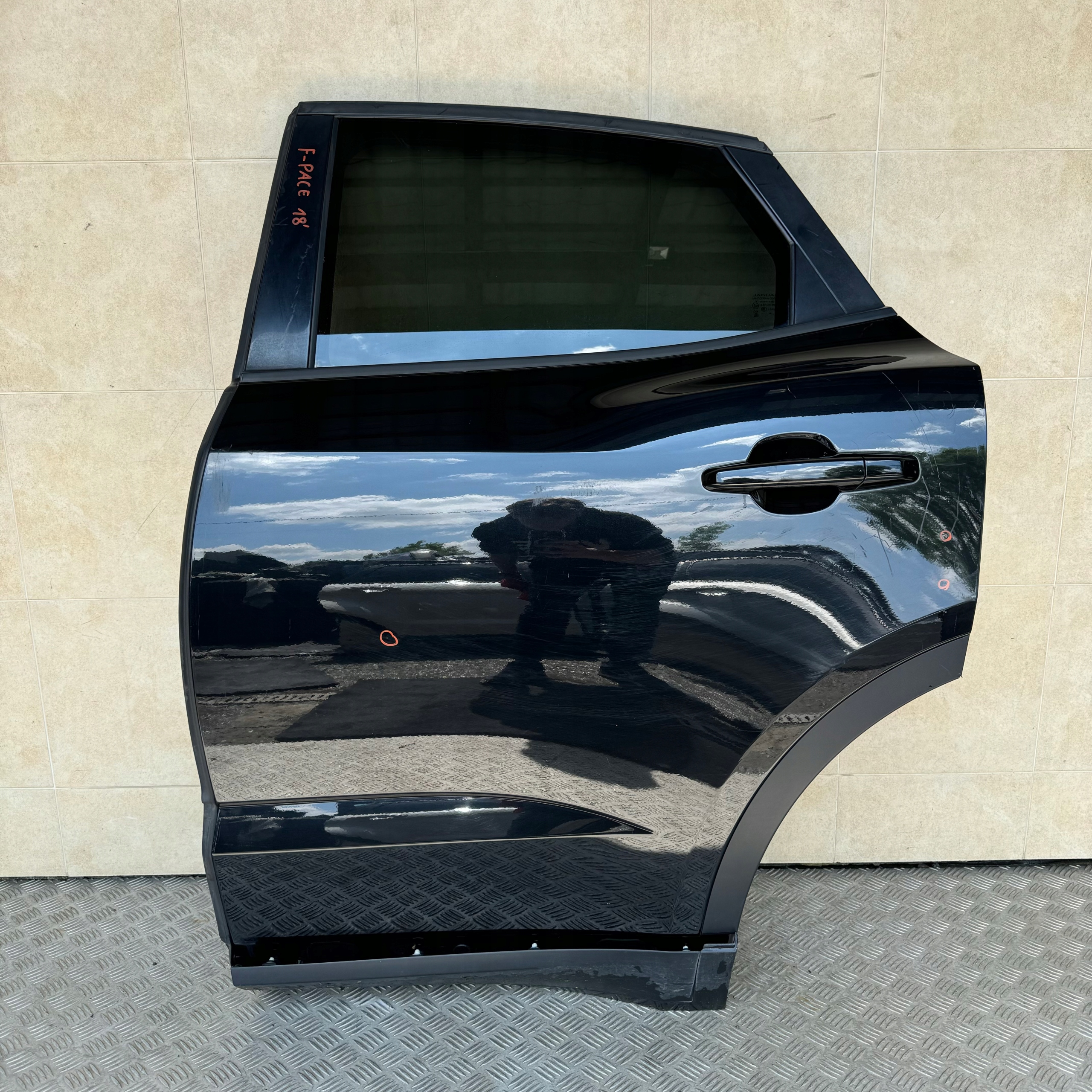 TÜR HINTEN LINKS JAGUAR E-PACE 2018 ROK