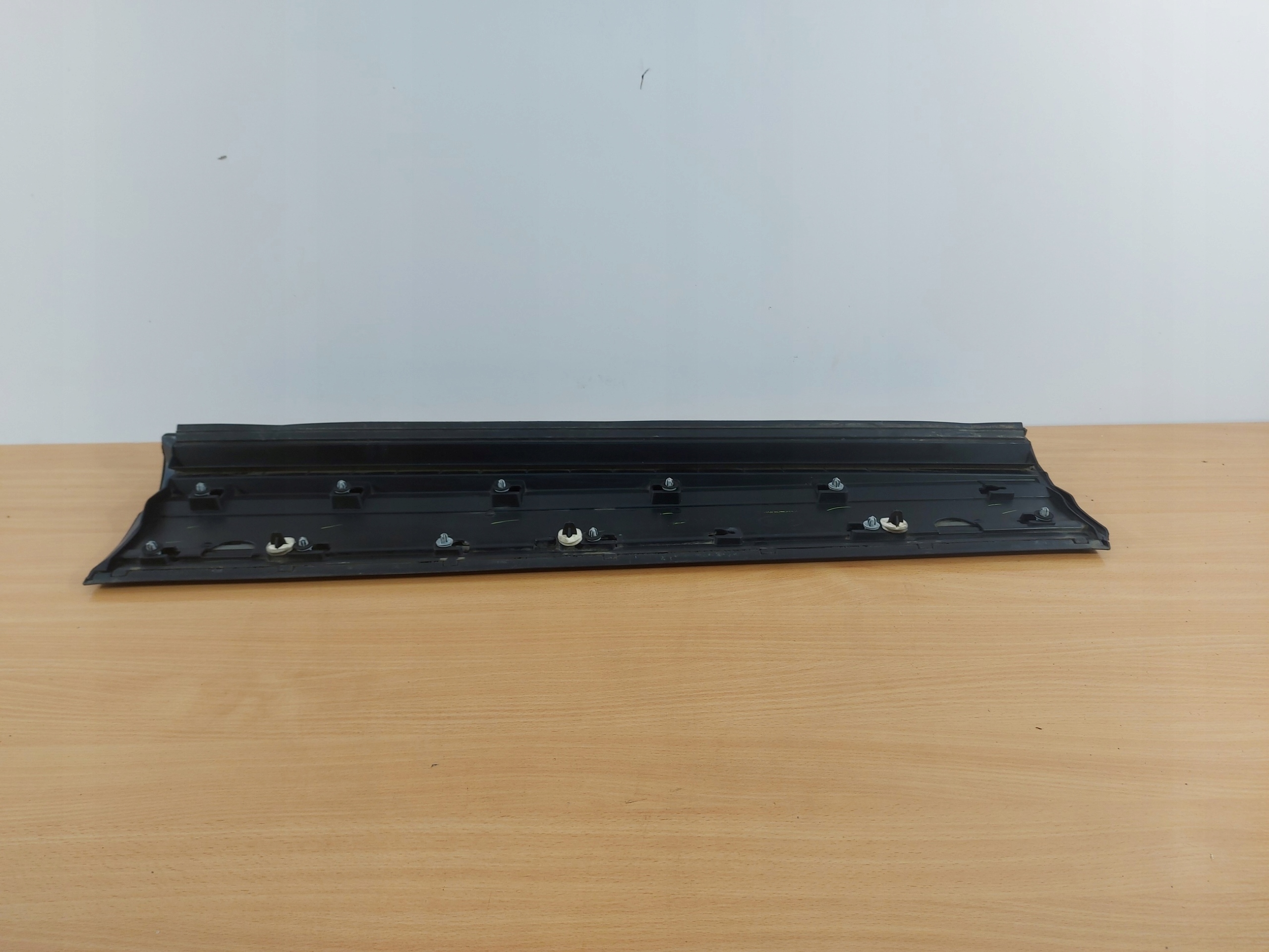 LAND ROVER EVOQUE right moulding door front L551