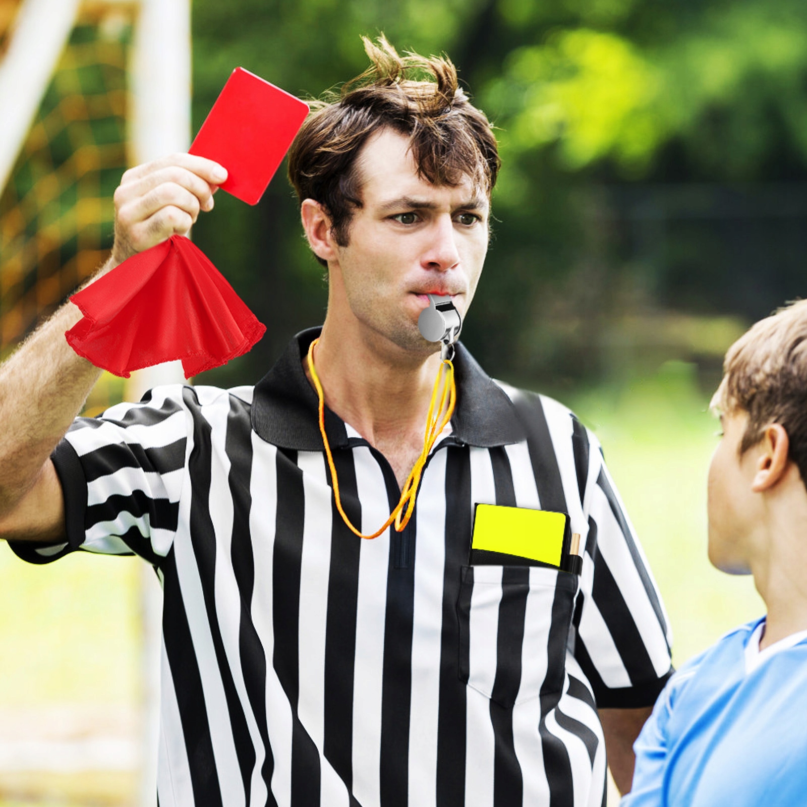 Karty karne sędziego Marka bez marki