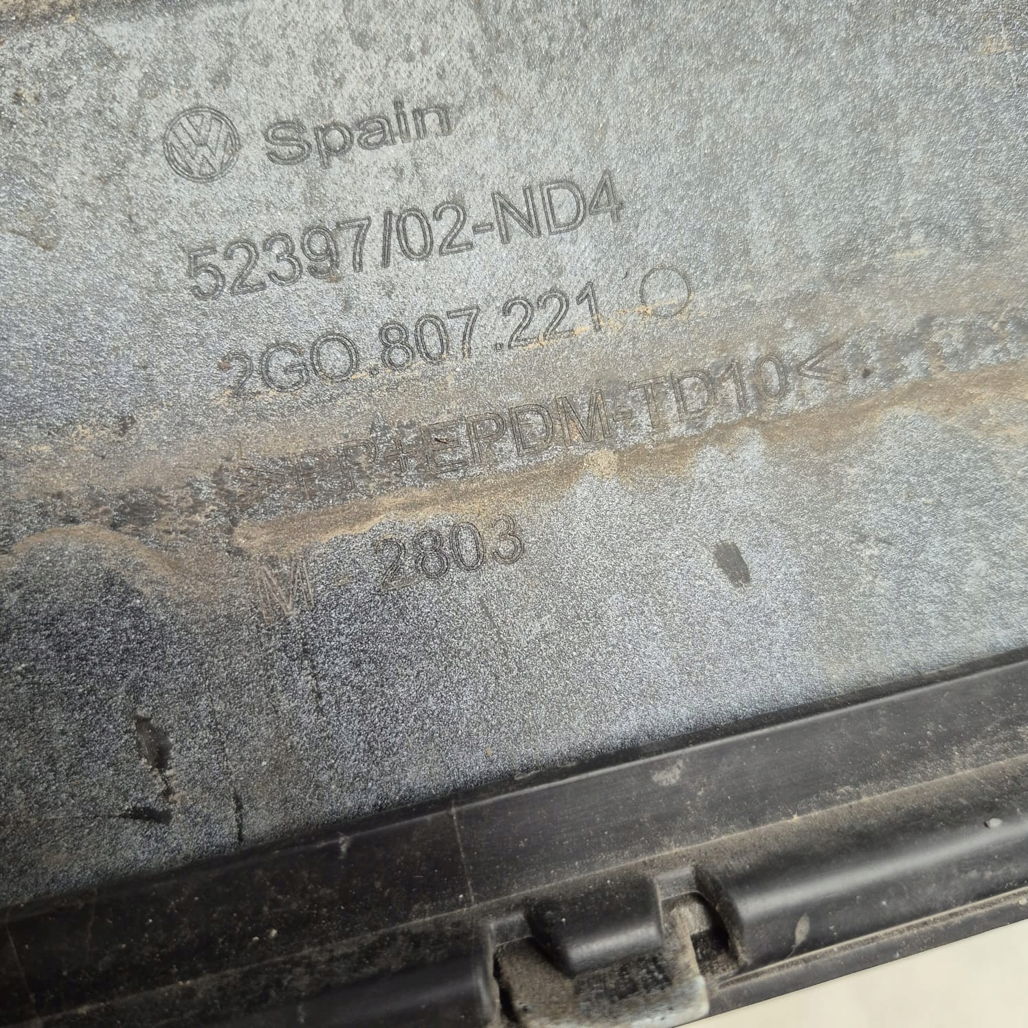 VW POLO VI 6 2G 17-21 nárazník předek přední PDC