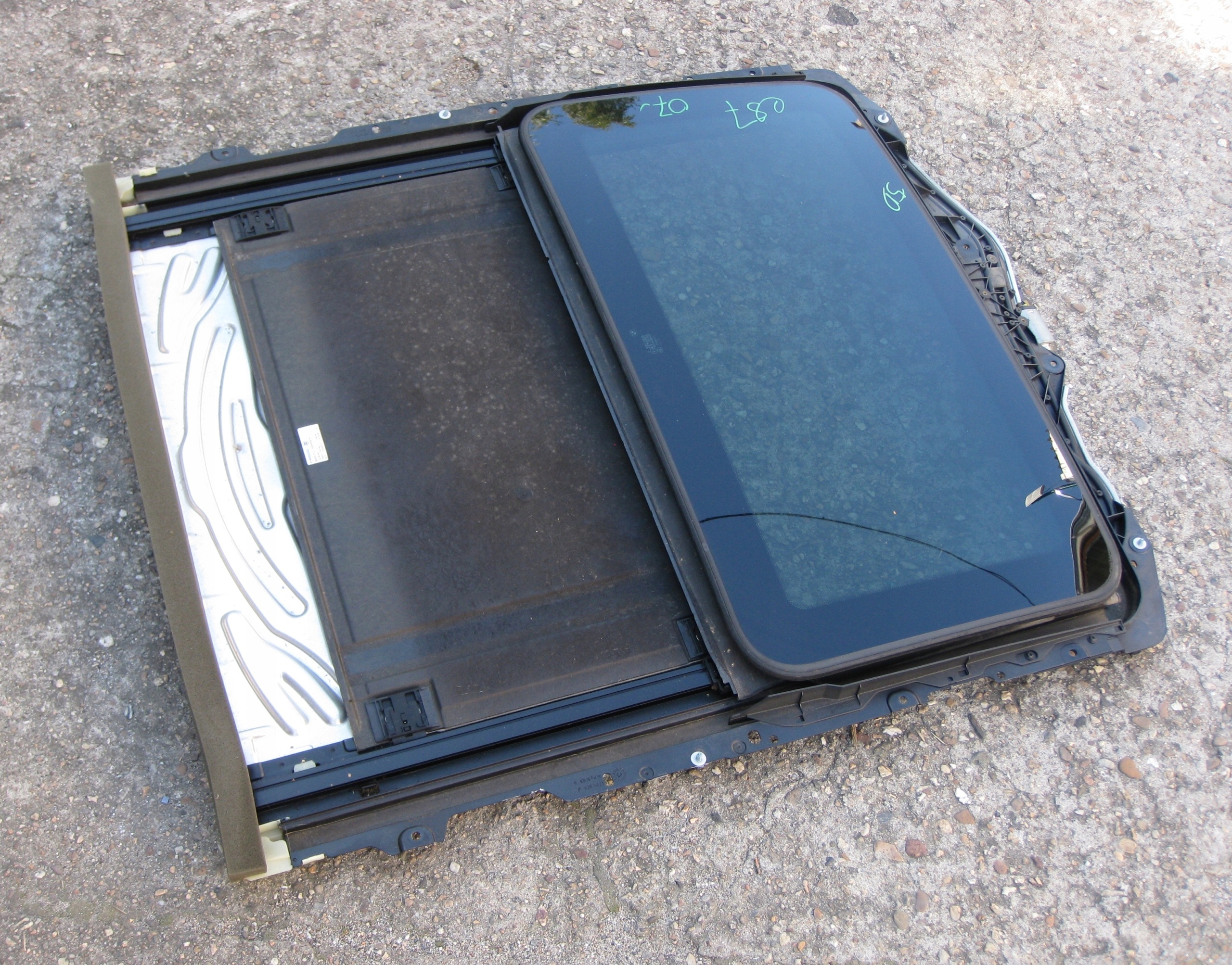 BMW E87 5D 07R Toit ouvrant 7121009