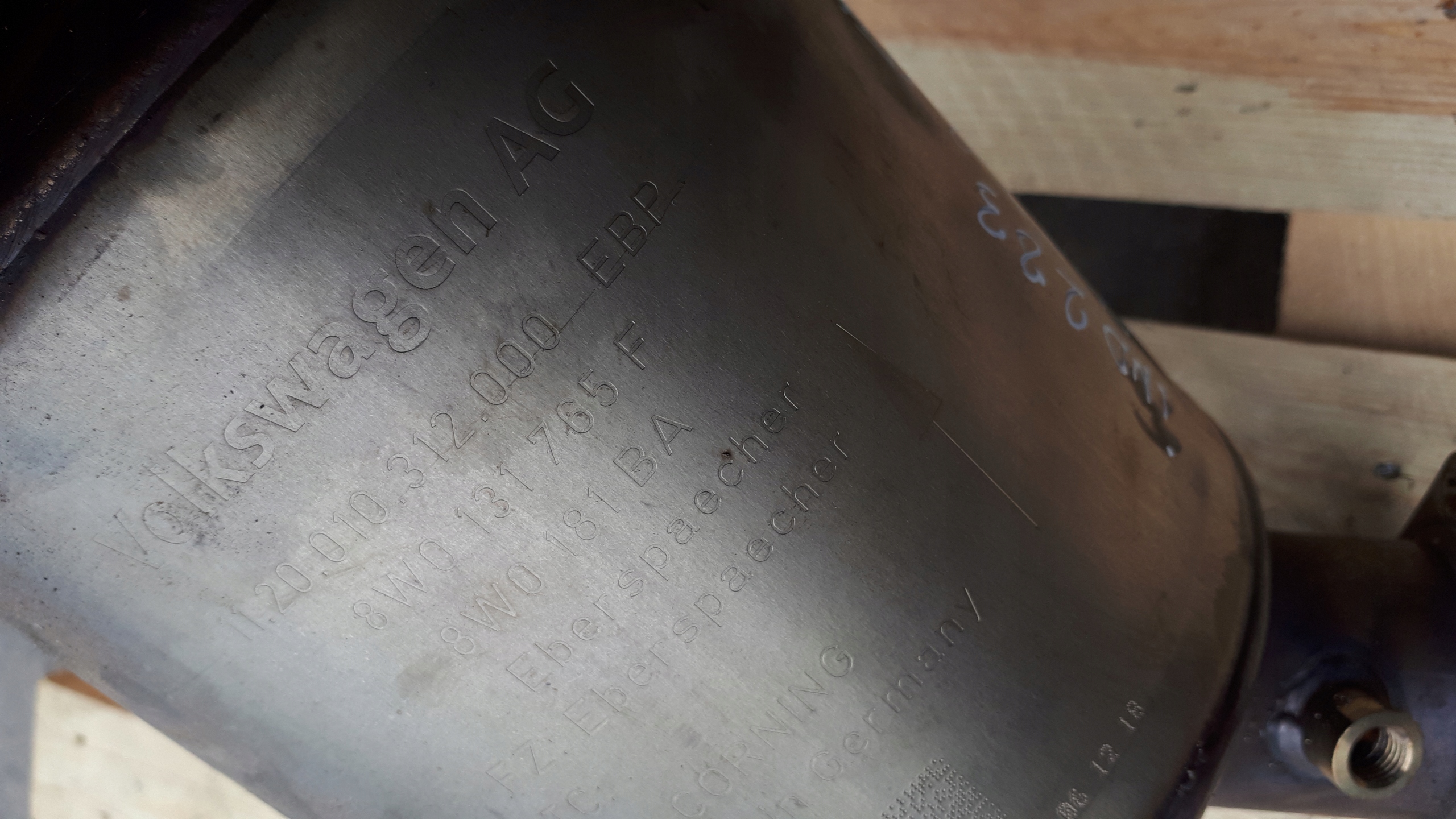 A4 B9 8W catalyst 2.0 TFSI 8W0254800C A5 8W