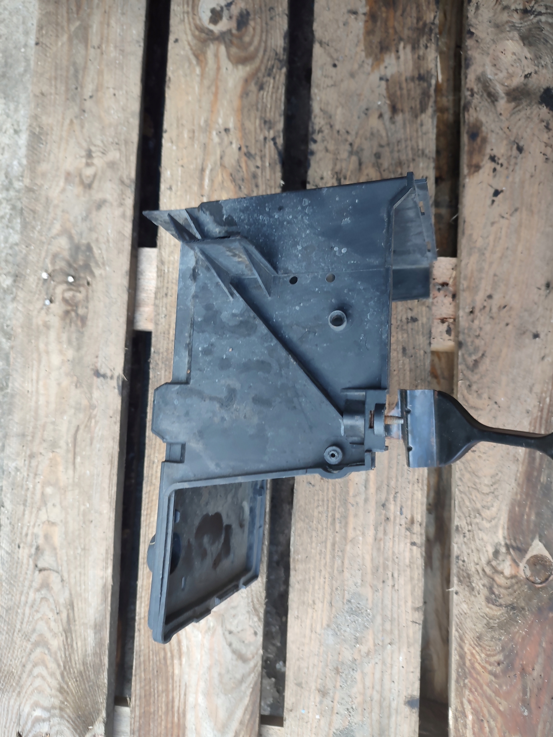 Kryt Obal akumulátora VOLVO V50 3M51-10723-B