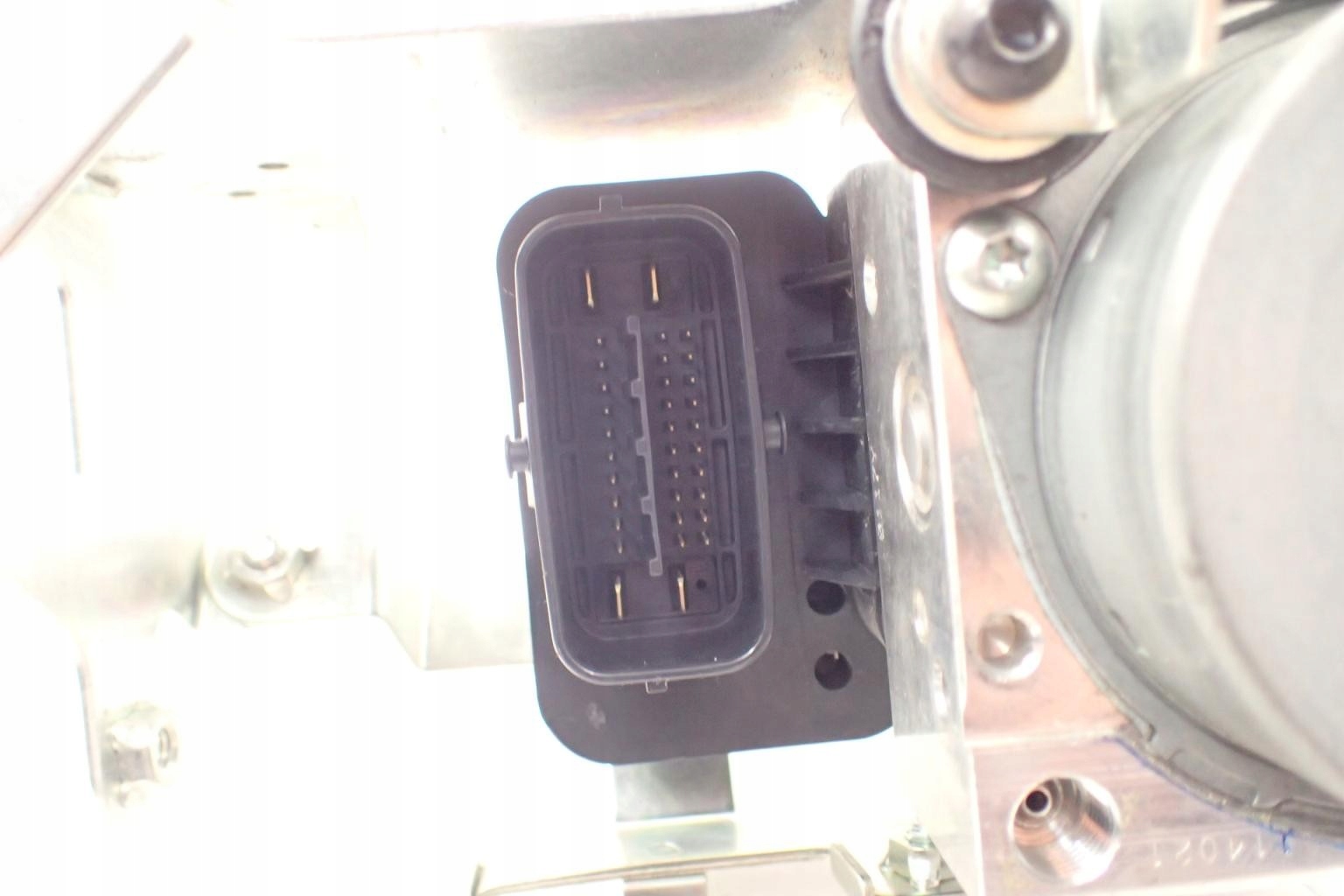 Pompa ABS hamulcowa Yamaha FZ8 10 15 Color black