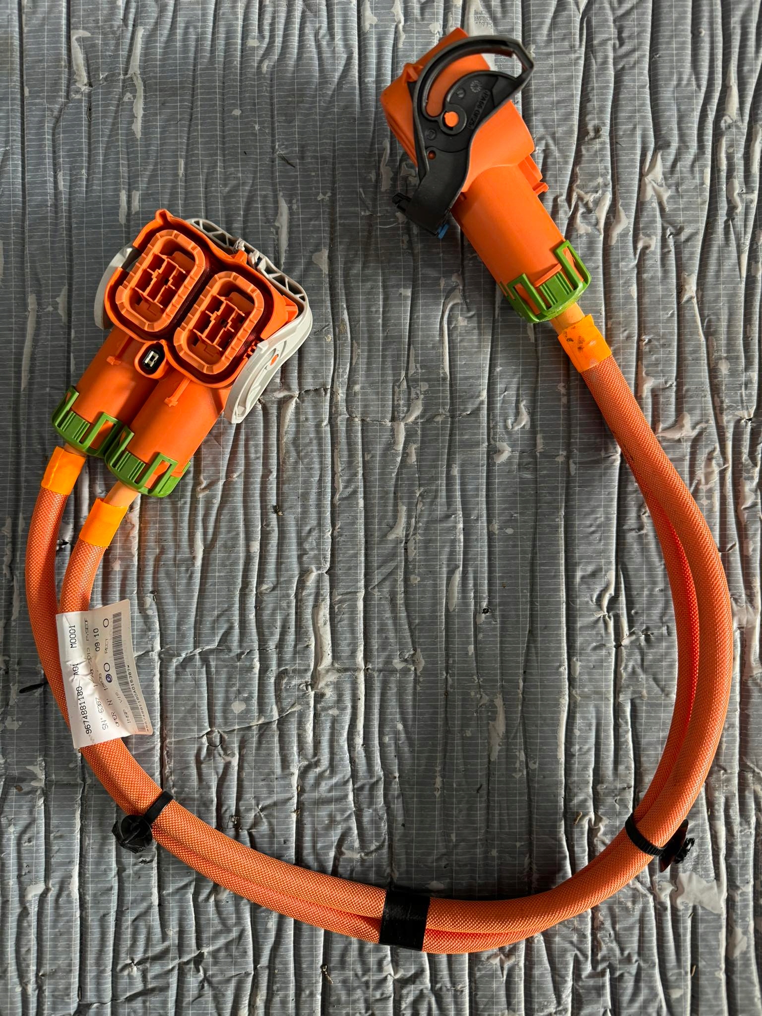 PRZEWÓD KABEL BATERII CITROEN DS5 9674881180