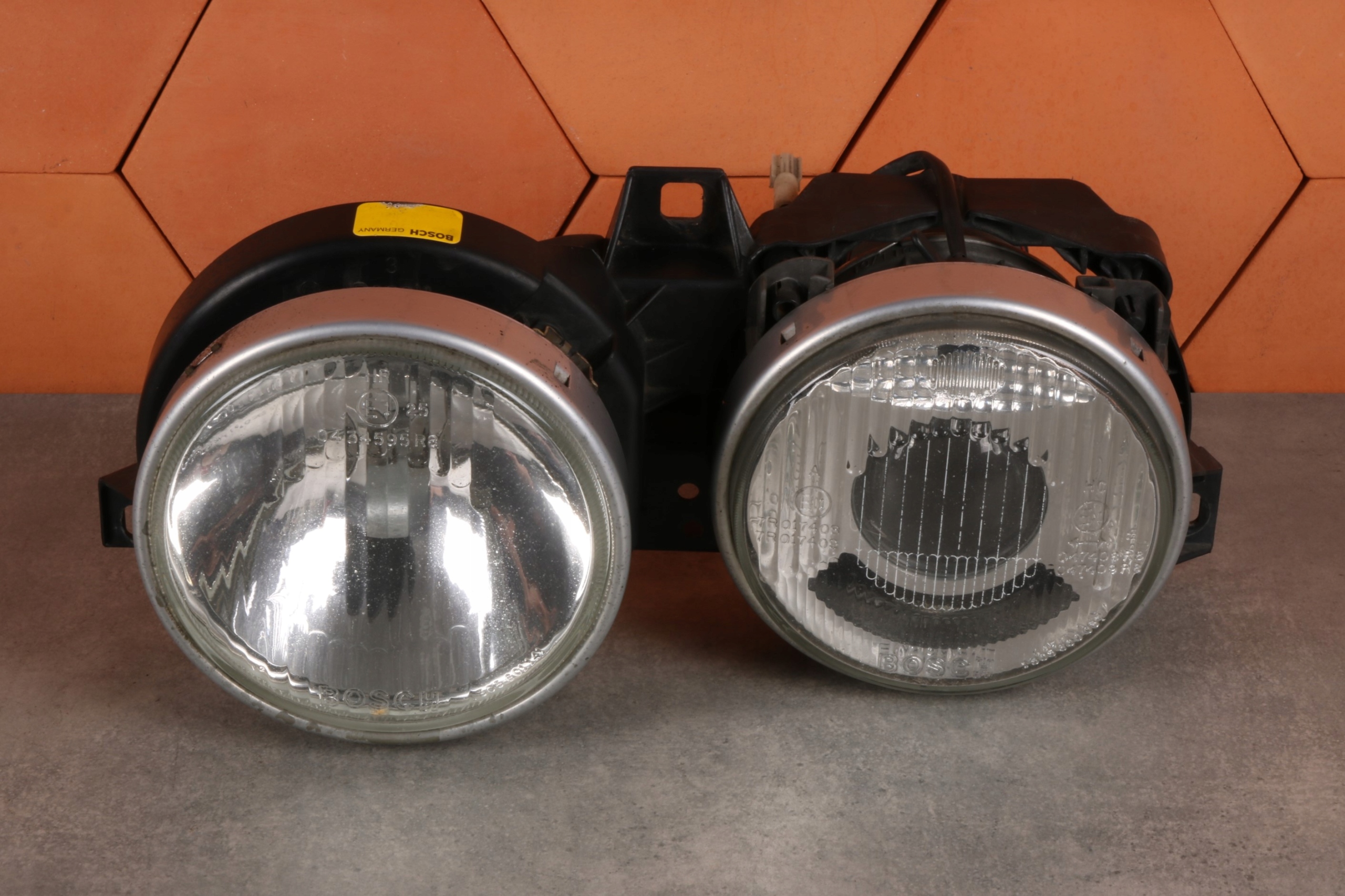 BMW 3' E30 light REFLEKTOR PODWOJNY left front BOSCH ECE EUROPA 1386753